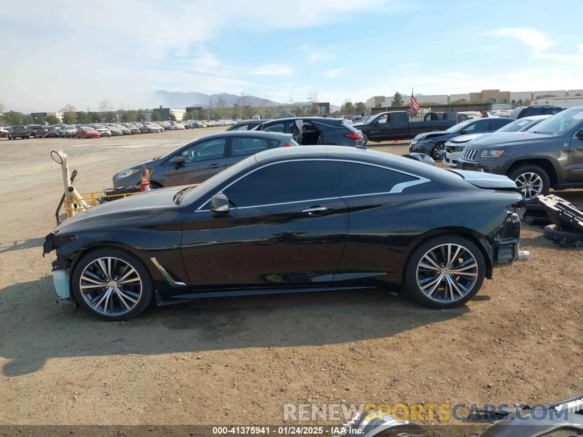 15 fotografías del automóvil dañado JN1EV7EK1KM230848 INFINITI Q60 2019