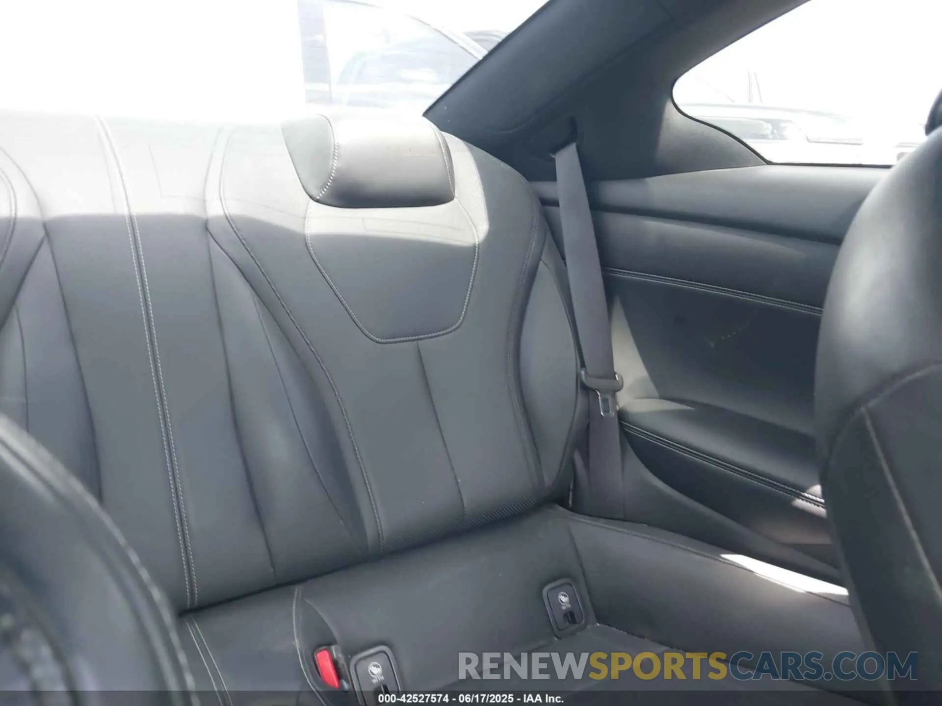 8 fotografías del automóvil dañado JN1EV7EK2KM230521 INFINITI Q60 2019