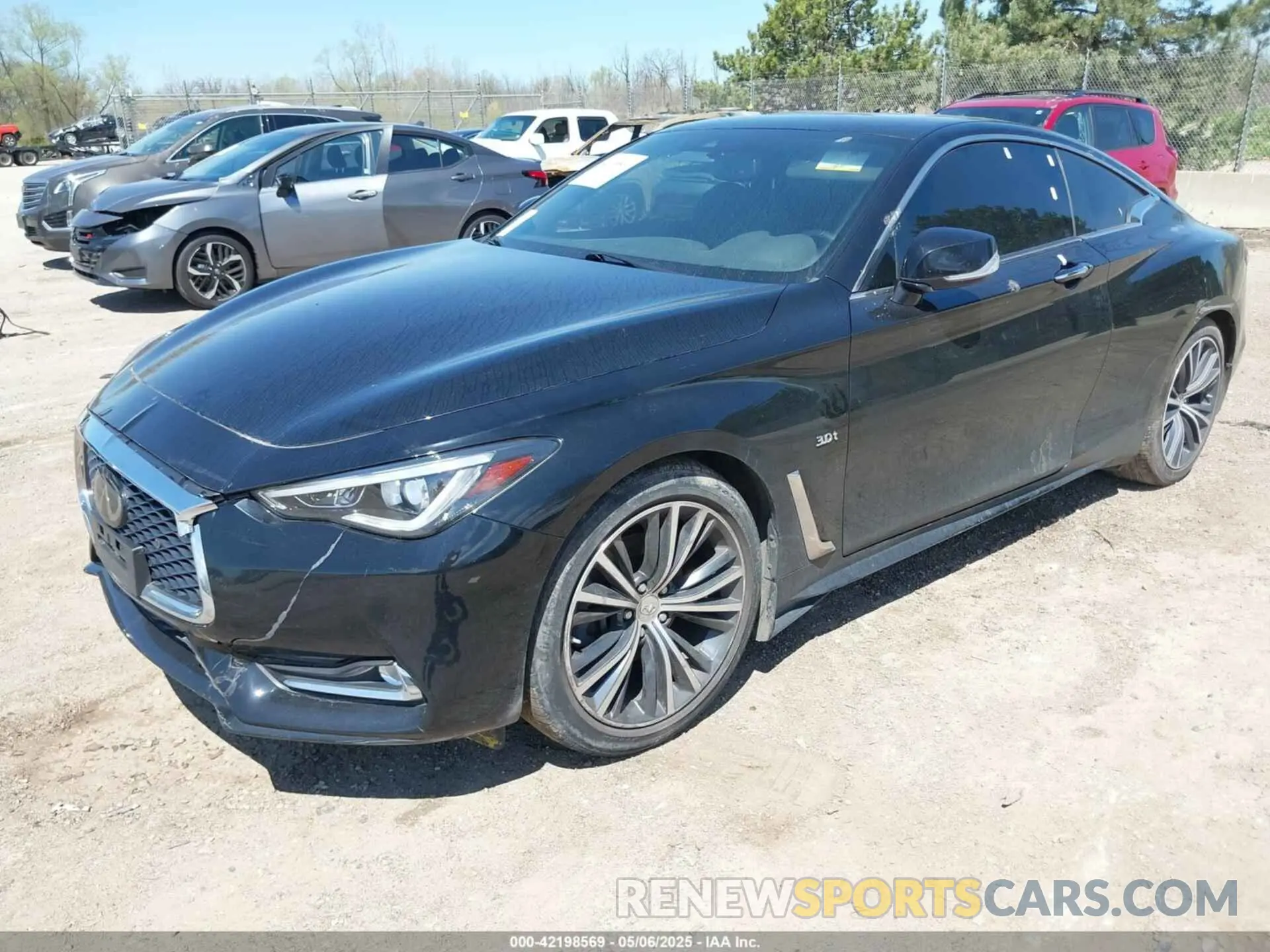 2 fotografías del automóvil dañado JN1EV7EL9KM290238 INFINITI Q60 2019
