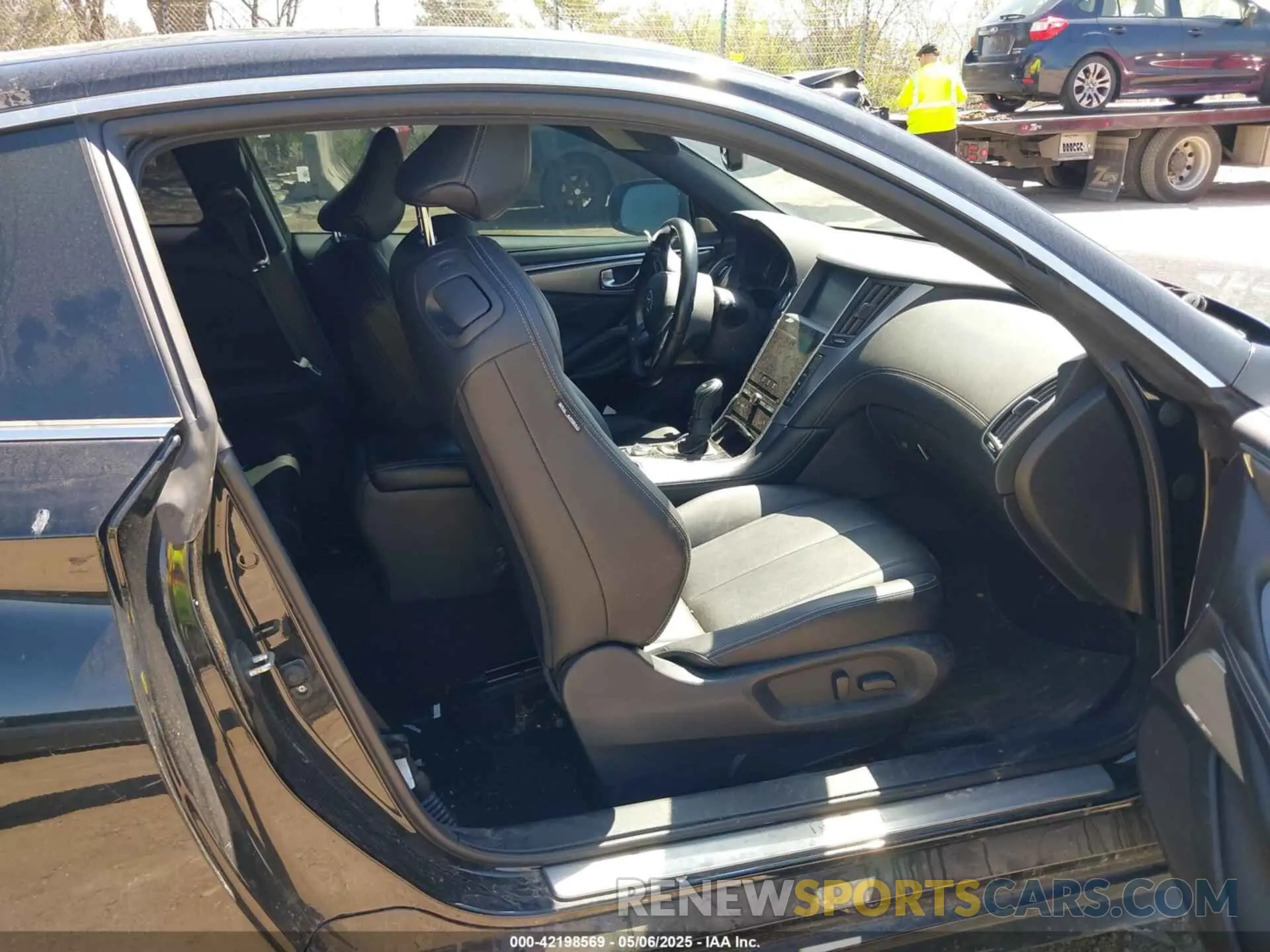5 fotografías del automóvil dañado JN1EV7EL9KM290238 INFINITI Q60 2019