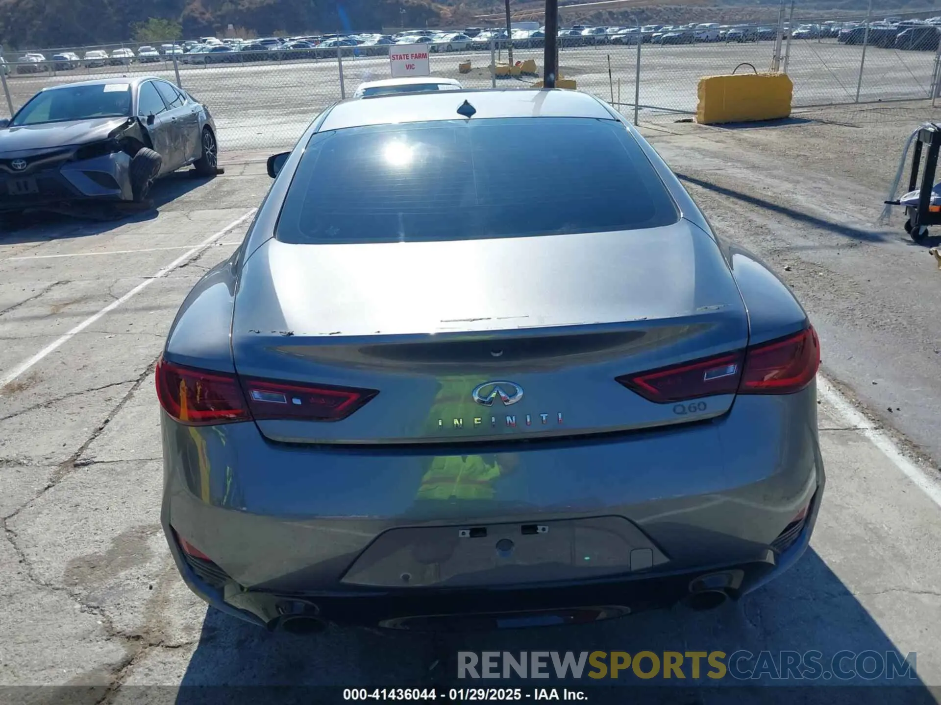 16 fotografías del automóvil dañado JN1EV7EK2LM341099 INFINITI Q60 2020