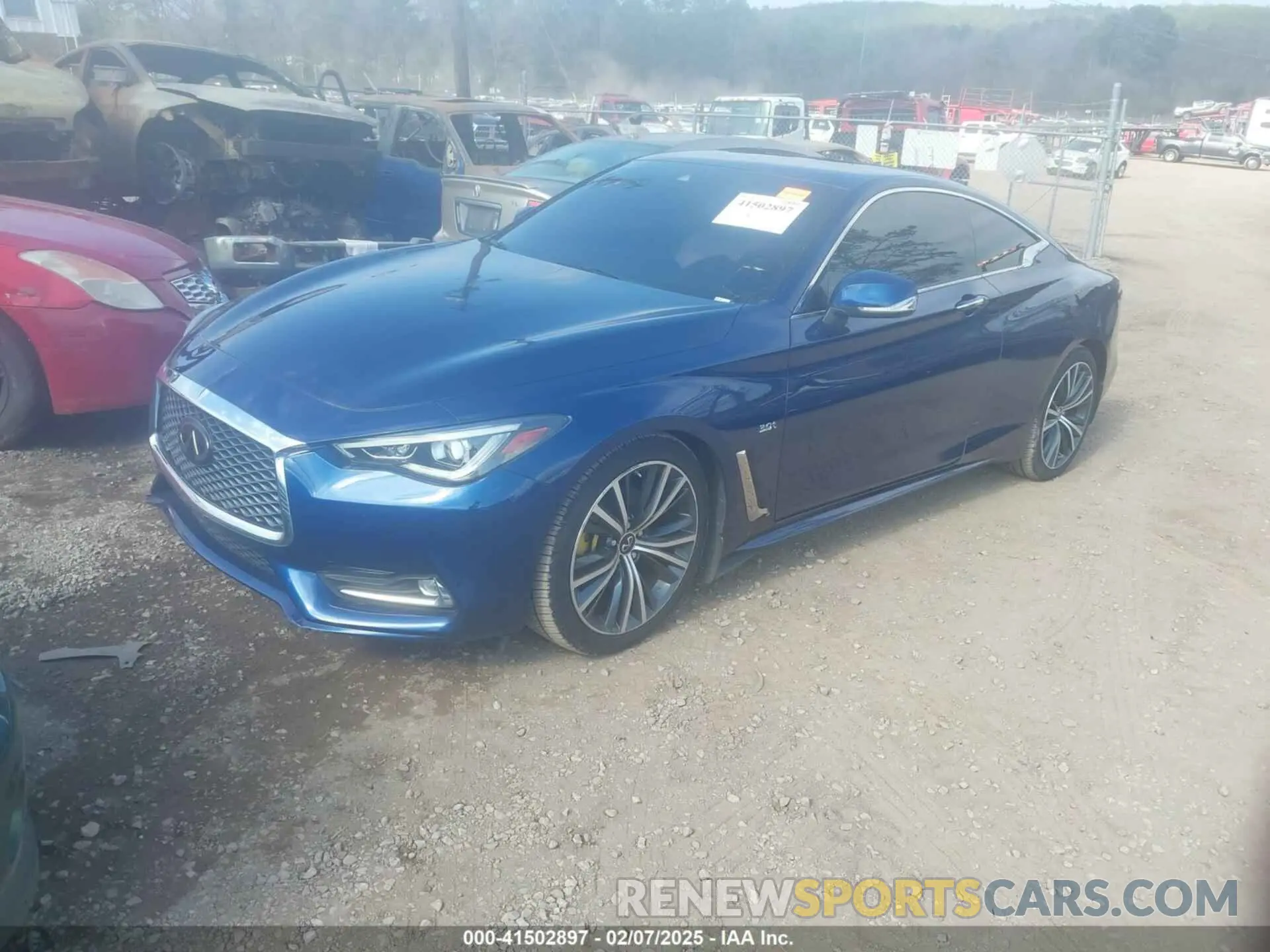 2 fotografías del automóvil dañado JN1EV7EK3LM340057 INFINITI Q60 2020