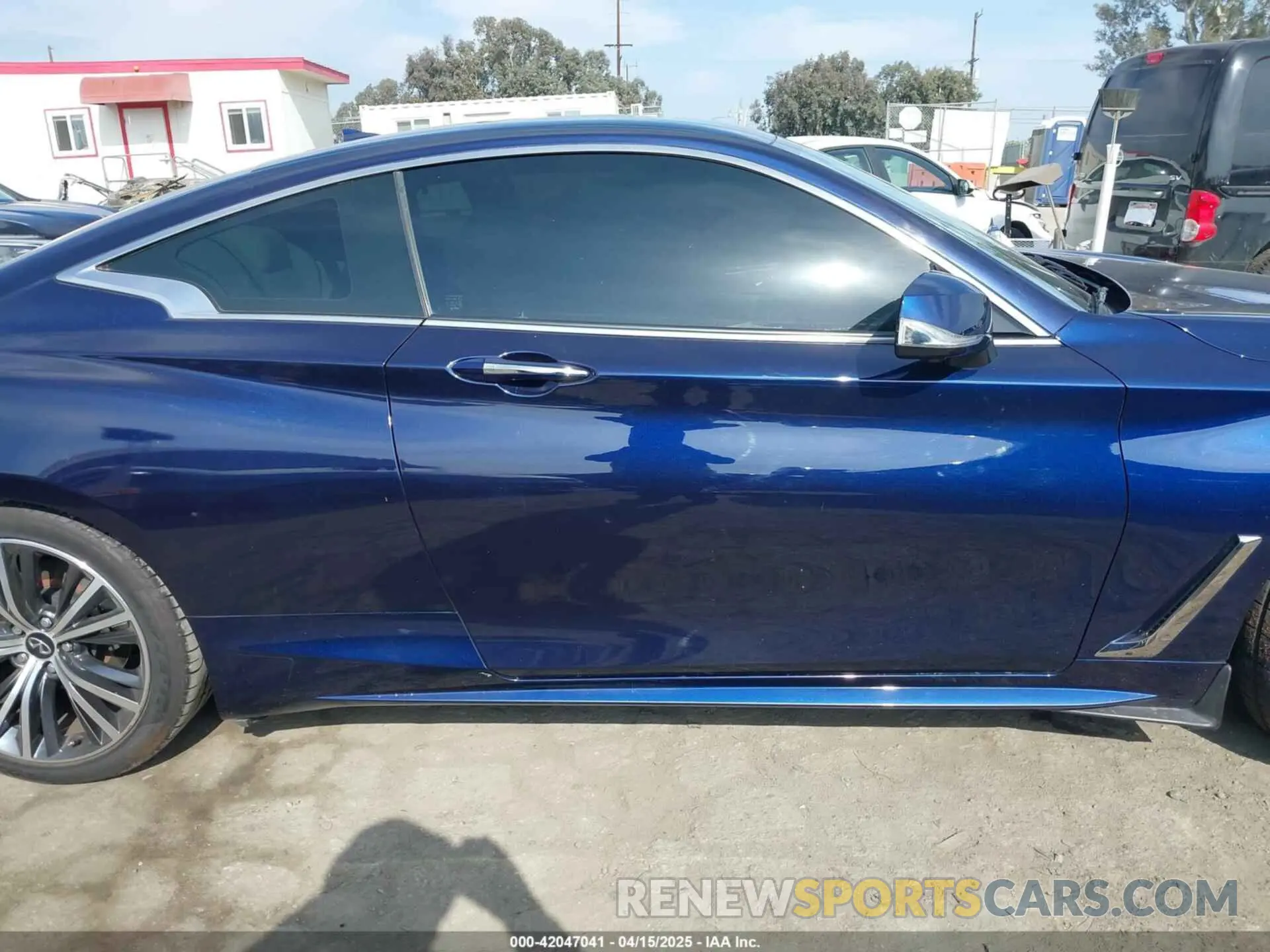 12 fotografías del automóvil dañado JN1EV7KK7MM411041 INFINITI Q60 2021