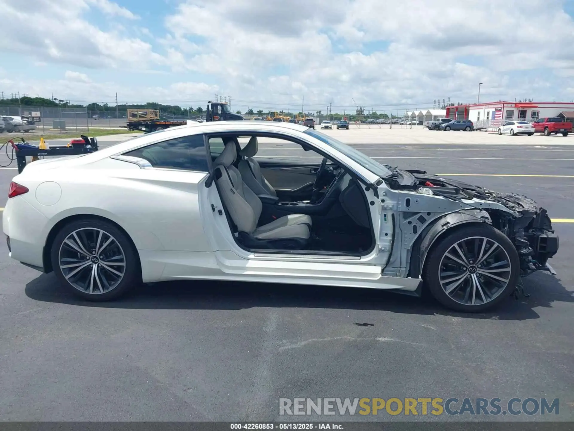 14 fotografías del automóvil dañado JN1EV7KKXMM410062 INFINITI Q60 2021