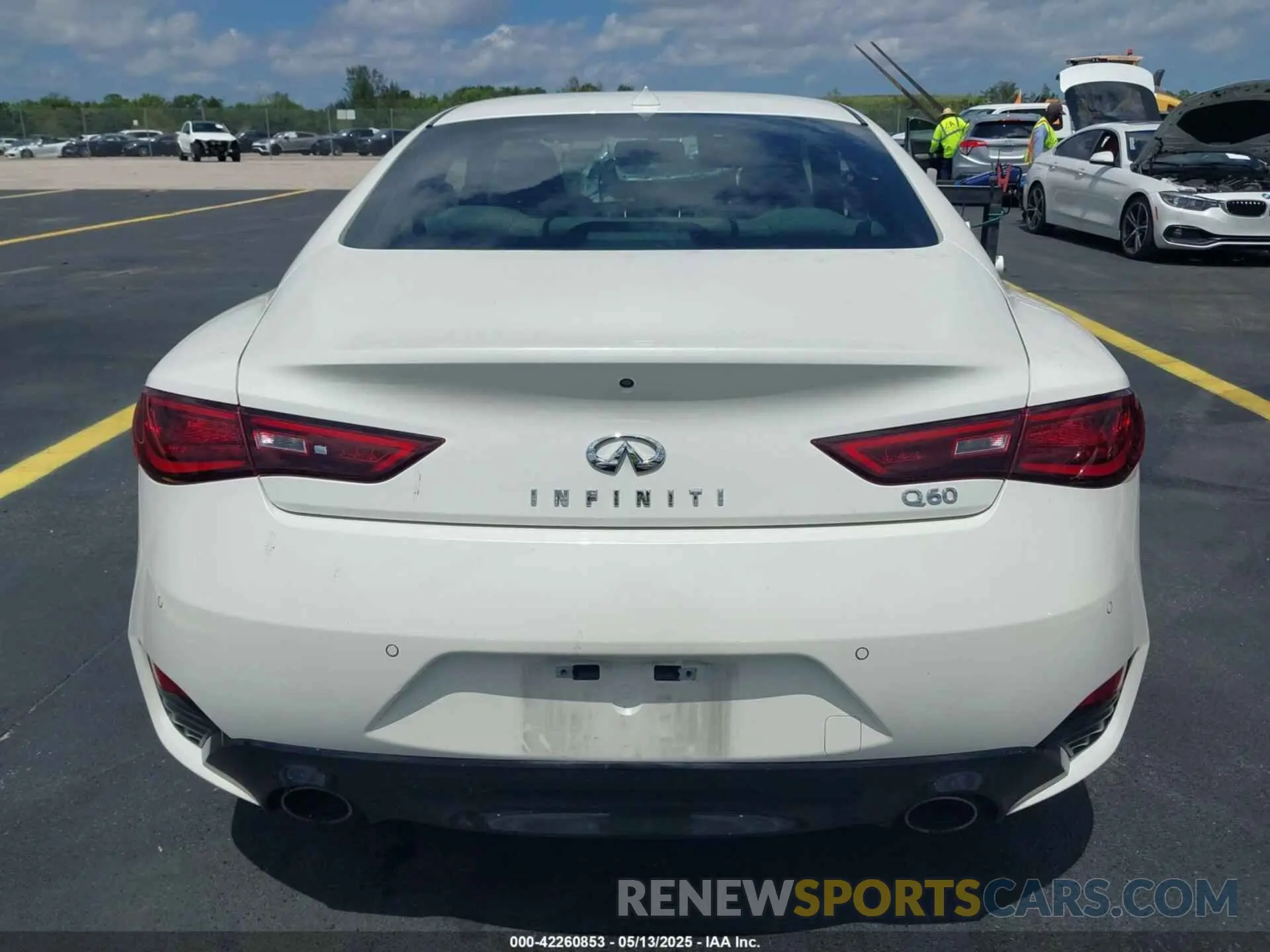 17 fotografías del automóvil dañado JN1EV7KKXMM410062 INFINITI Q60 2021