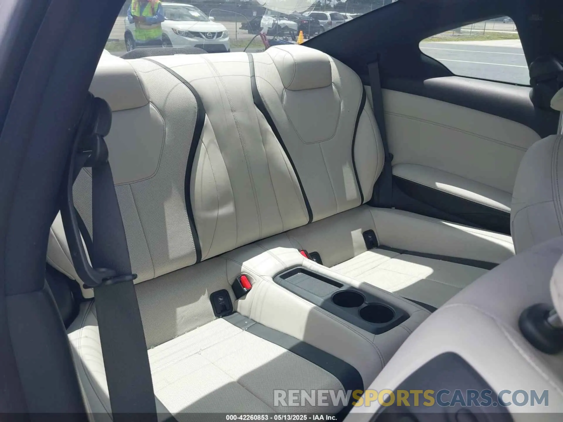 8 fotografías del automóvil dañado JN1EV7KKXMM410062 INFINITI Q60 2021