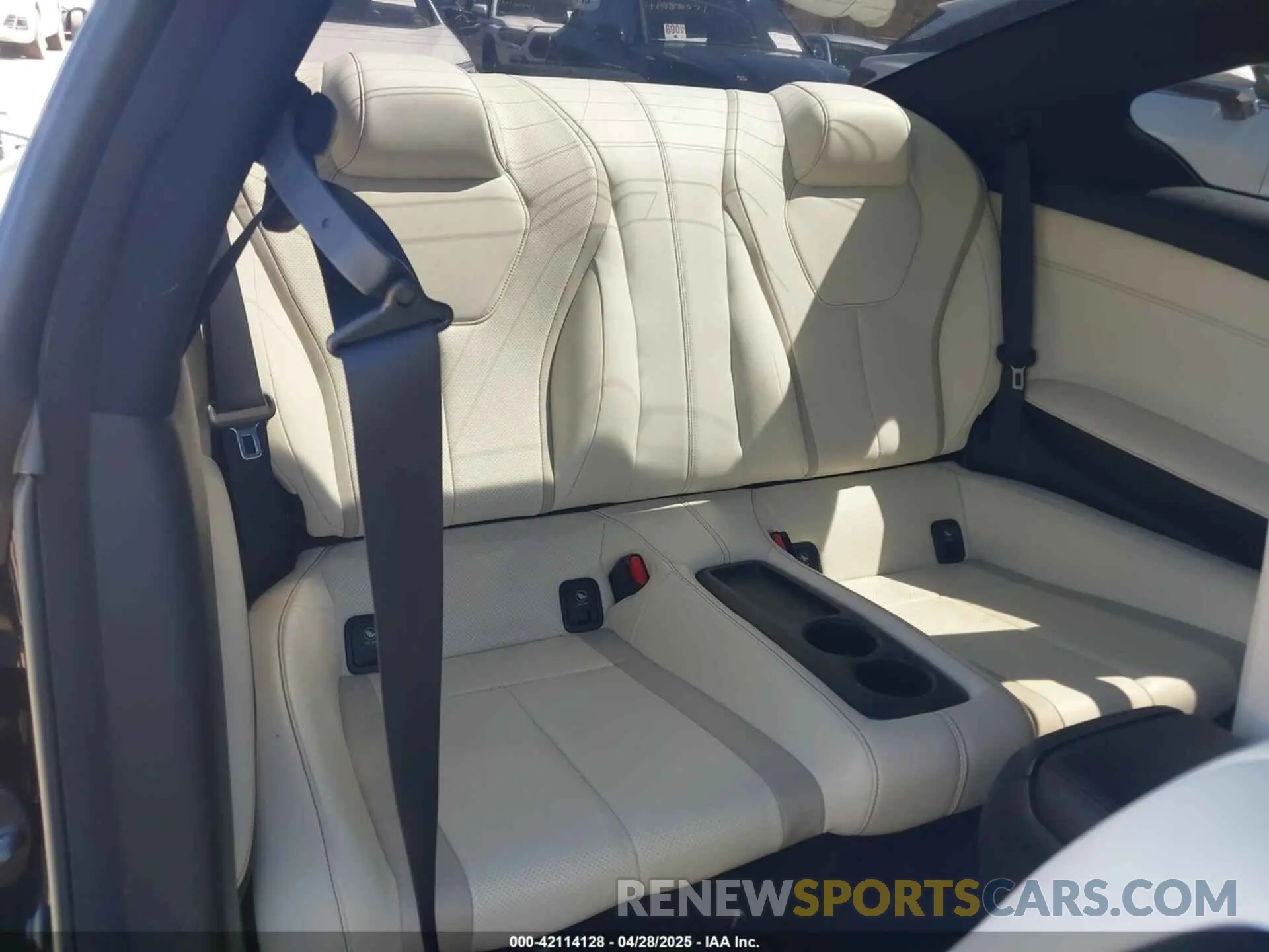 8 fotografías del automóvil dañado JN1FV7LL5NM680815 INFINITI Q60 2022