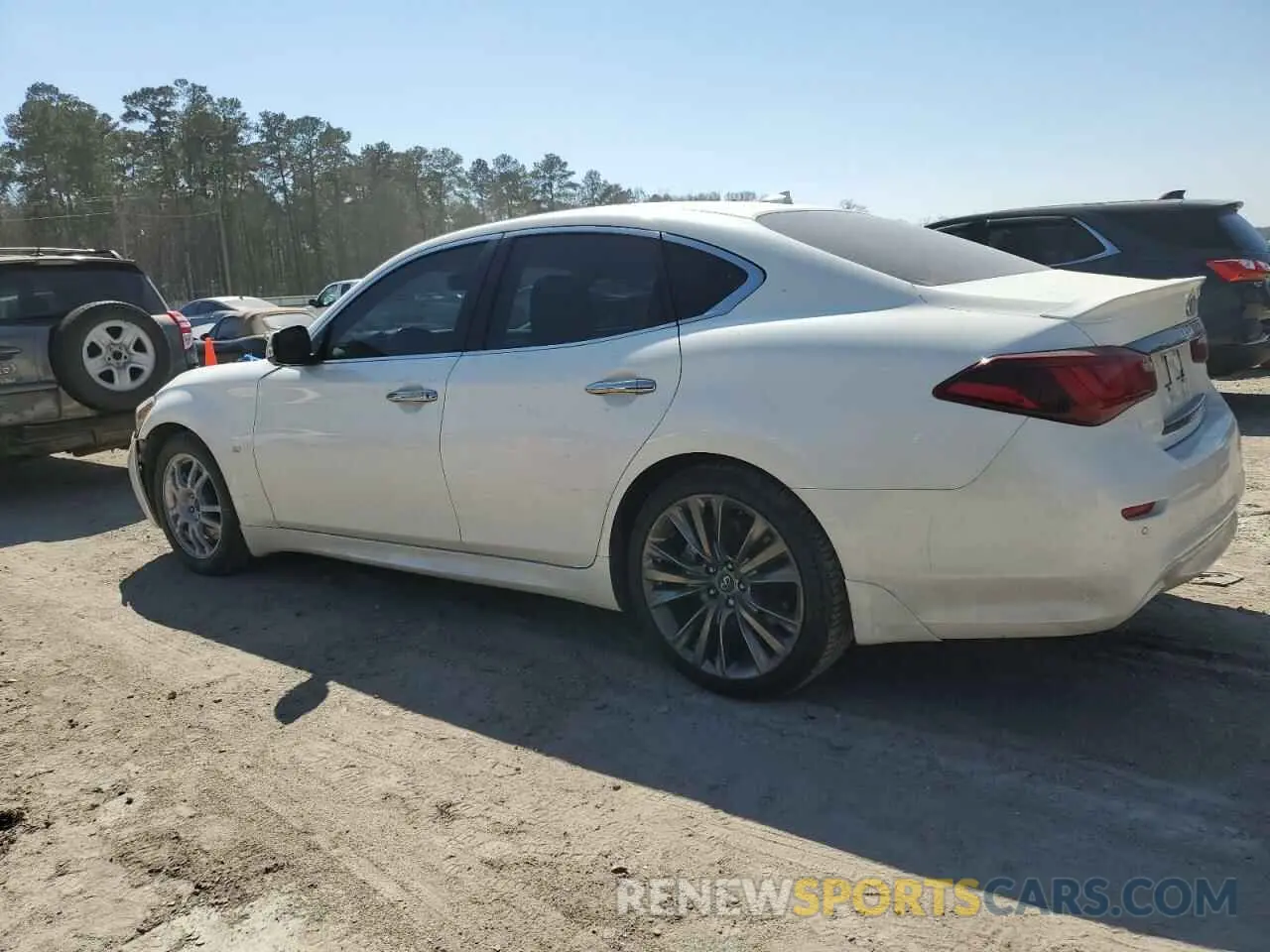 2 fotografías del automóvil dañado JN1BY1AP5KM505176 INFINITI Q70 2019