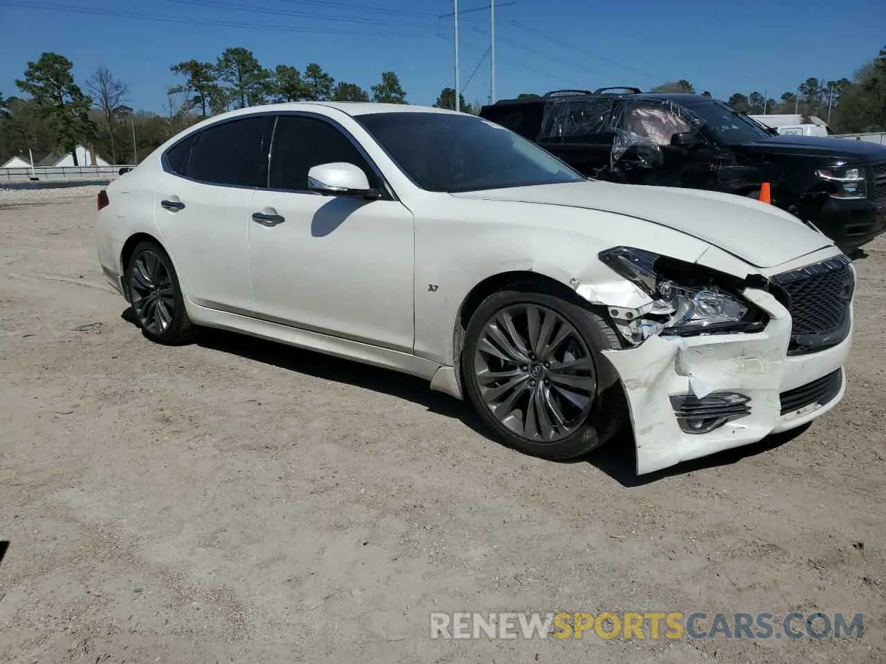 4 fotografías del automóvil dañado JN1BY1AP5KM505176 INFINITI Q70 2019