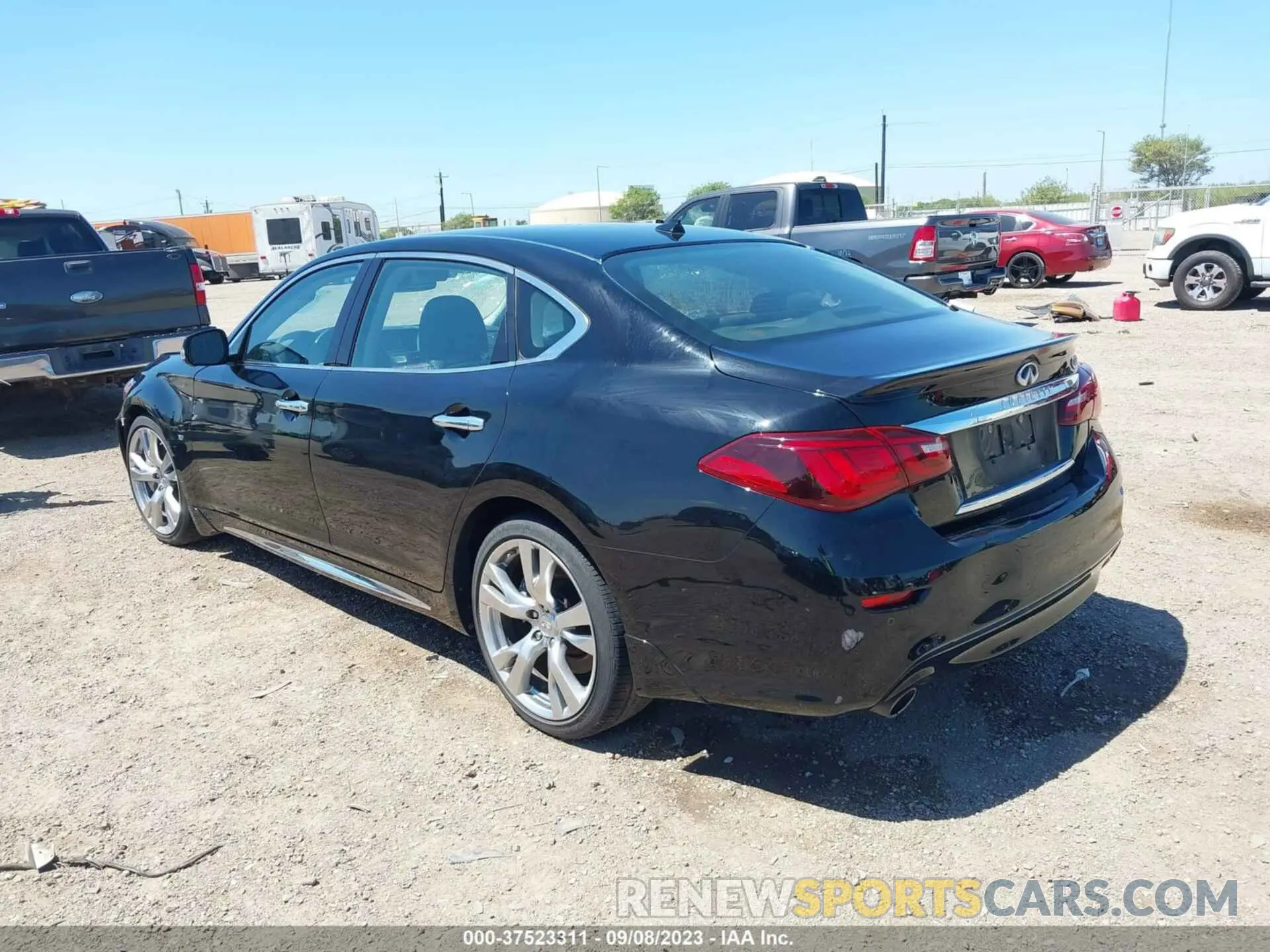 3 fotografías del automóvil dañado JN1BY1PP4KM685483 INFINITI Q70L 2019