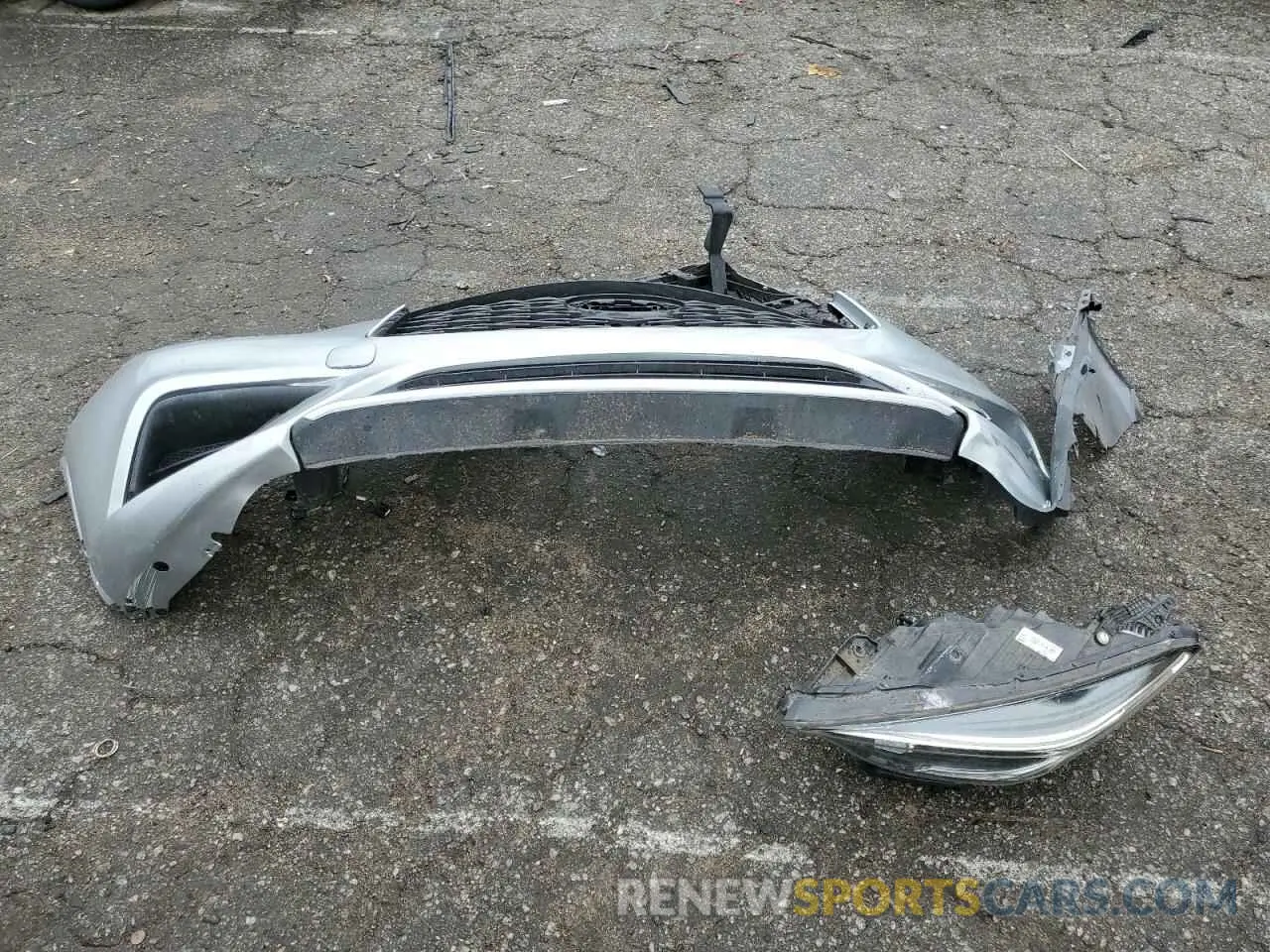 14 fotografías del automóvil dañado SJKCH5CP4KA011380 INFINITI QX30 2019