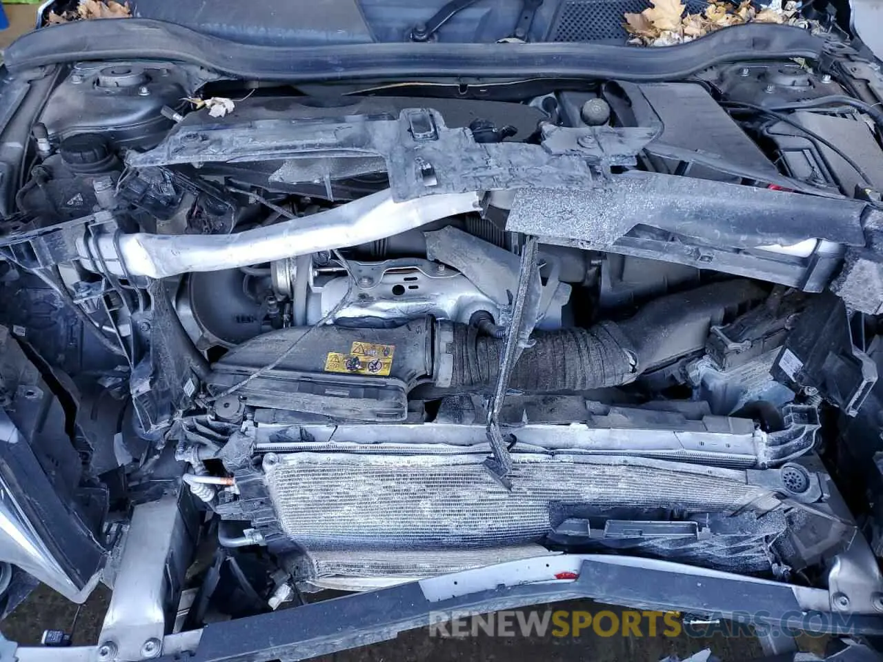 12 fotografías del automóvil dañado SJKCH5CR0KA008414 INFINITI QX30 2019