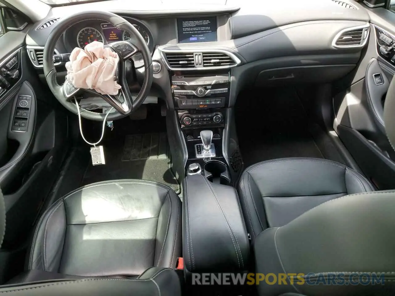 8 fotografías del automóvil dañado SJKCH5CR7KA011861 INFINITI QX30 2019