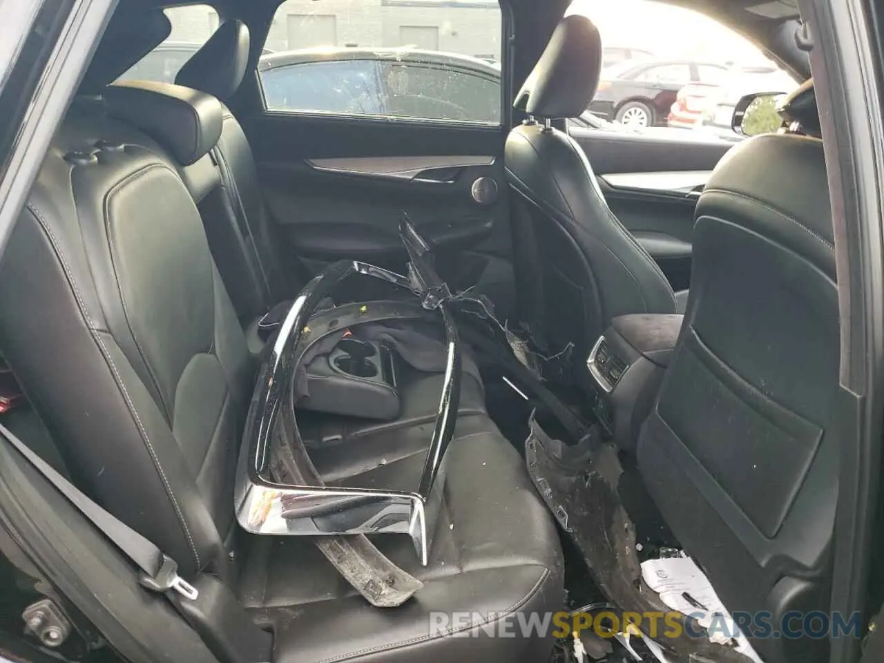 10 fotografías del automóvil dañado 3PCAJ5M10KF103991 INFINITI QX50 2019