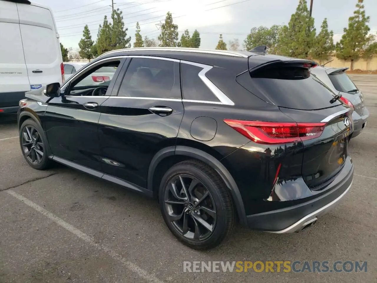 2 fotografías del automóvil dañado 3PCAJ5M10KF103991 INFINITI QX50 2019