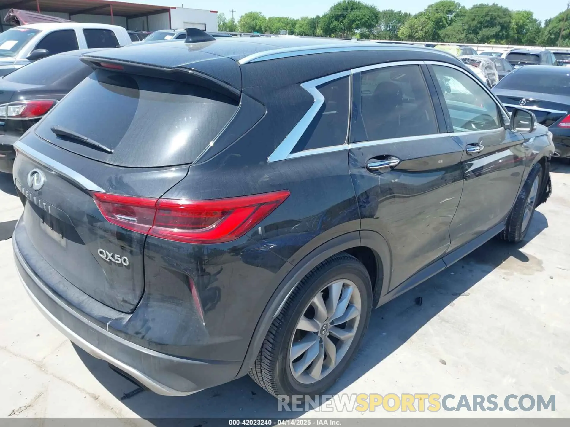 4 fotografías del automóvil dañado 3PCAJ5M13KF130893 INFINITI QX50 2019