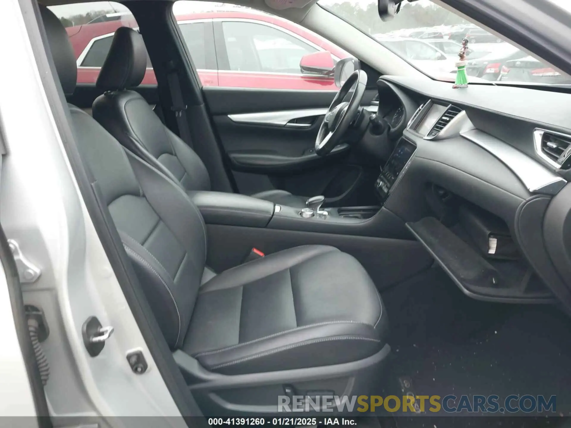 5 fotografías del automóvil dañado 3PCAJ5M13KF136032 INFINITI QX50 2019