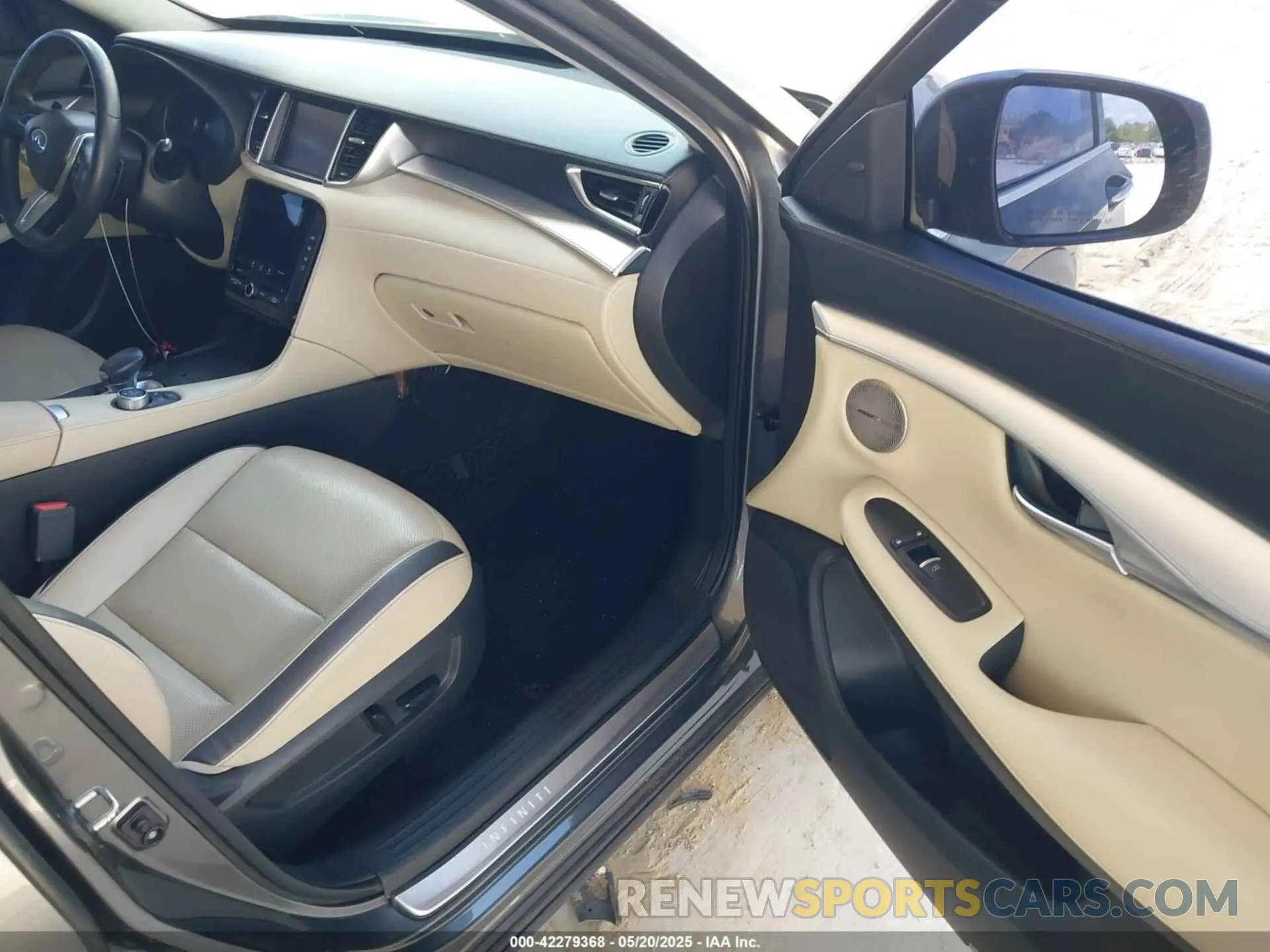 5 fotografías del automóvil dañado 3PCAJ5M14KF107297 INFINITI QX50 2019
