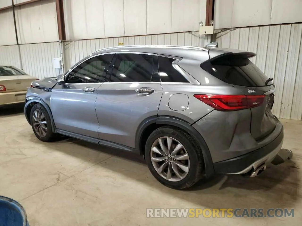 2 fotografías del automóvil dañado 3PCAJ5M14KF137318 INFINITI QX50 2019