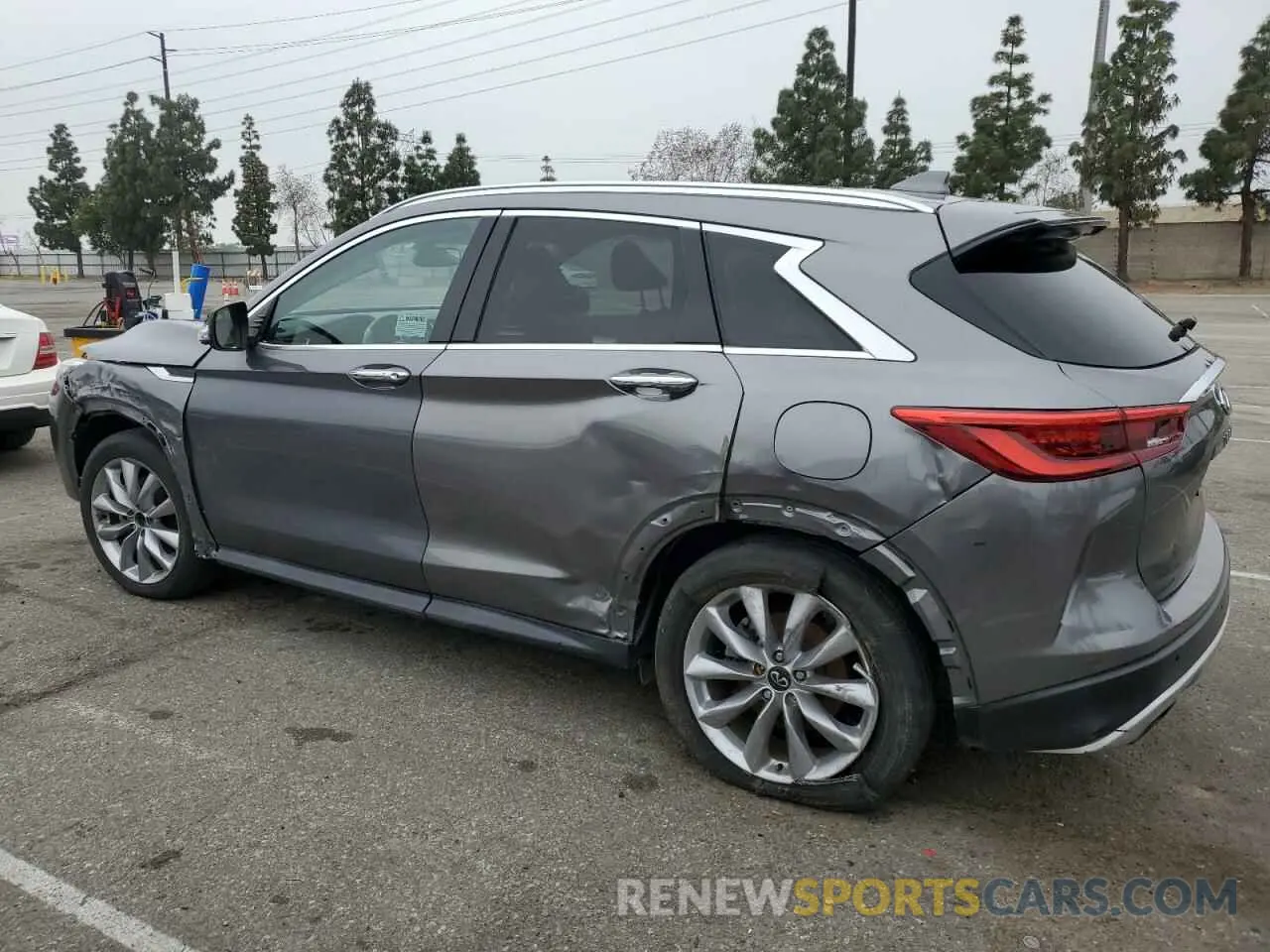 2 fotografías del automóvil dañado 3PCAJ5M15KF113075 INFINITI QX50 2019