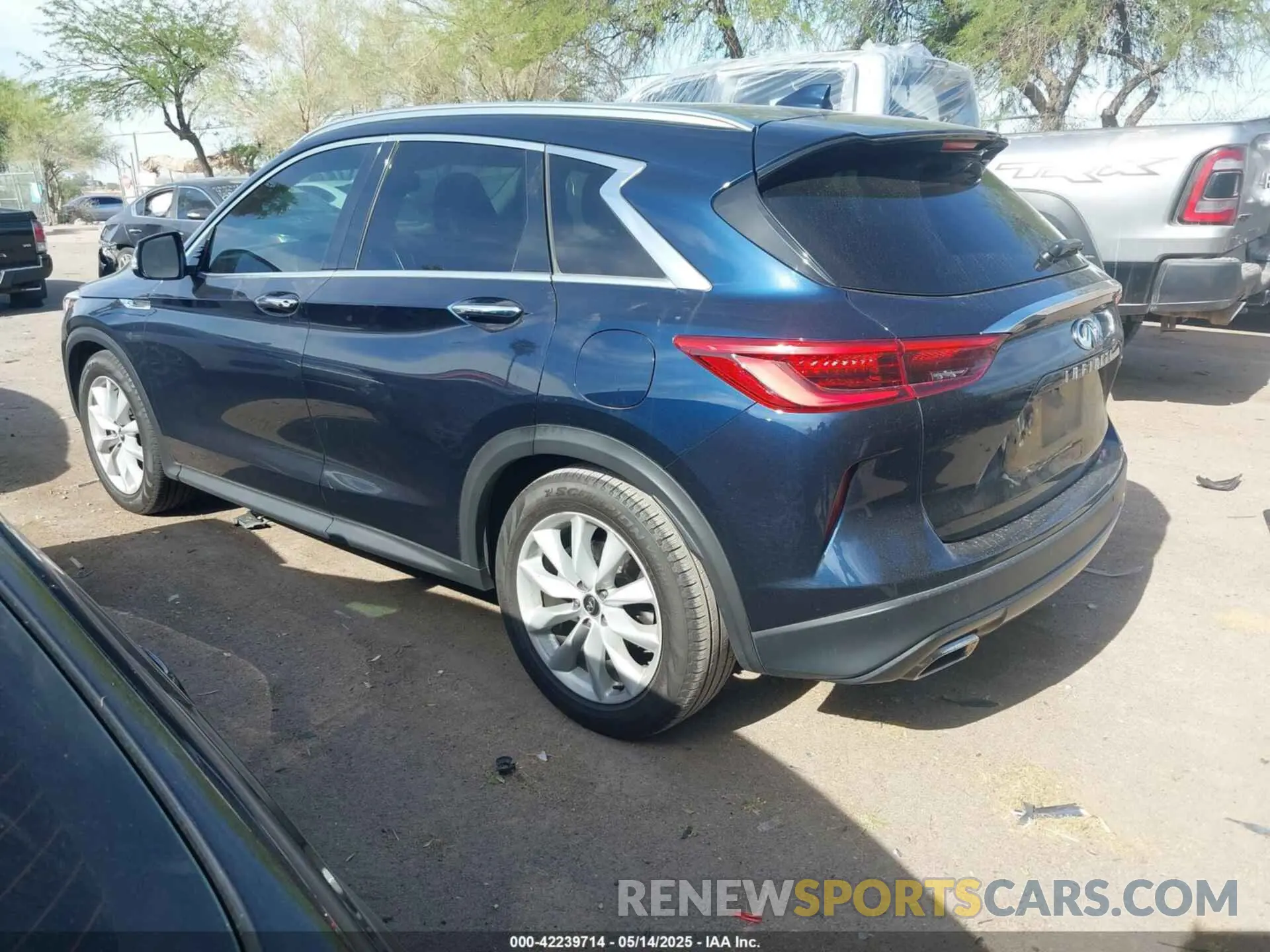 3 fotografías del automóvil dañado 3PCAJ5M16KF104787 INFINITI QX50 2019