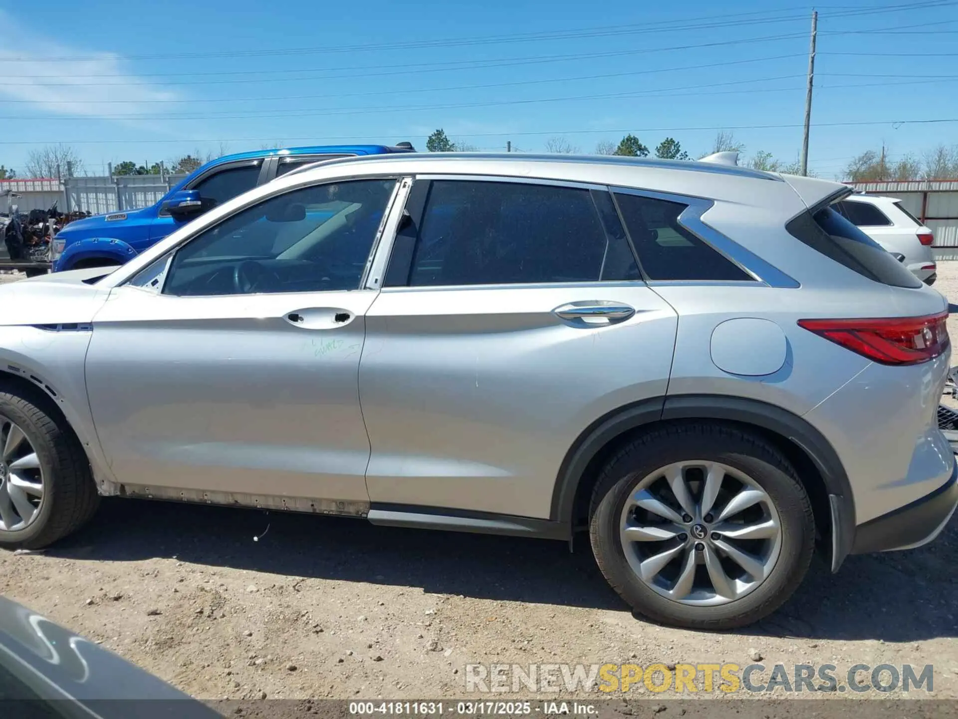15 fotografías del automóvil dañado 3PCAJ5M19KF144488 INFINITI QX50 2019