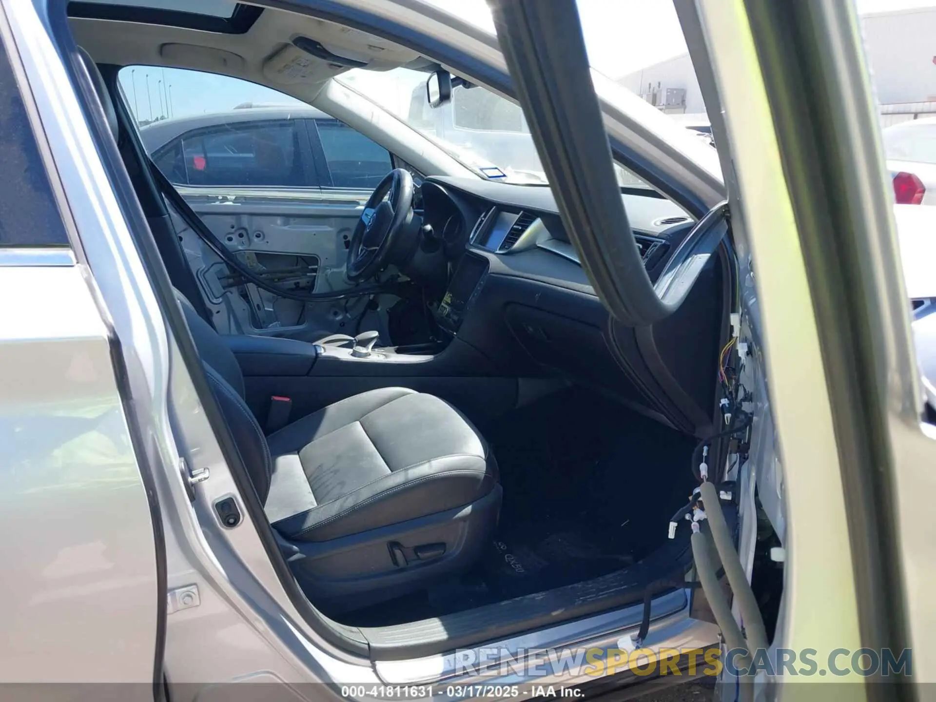 5 fotografías del automóvil dañado 3PCAJ5M19KF144488 INFINITI QX50 2019