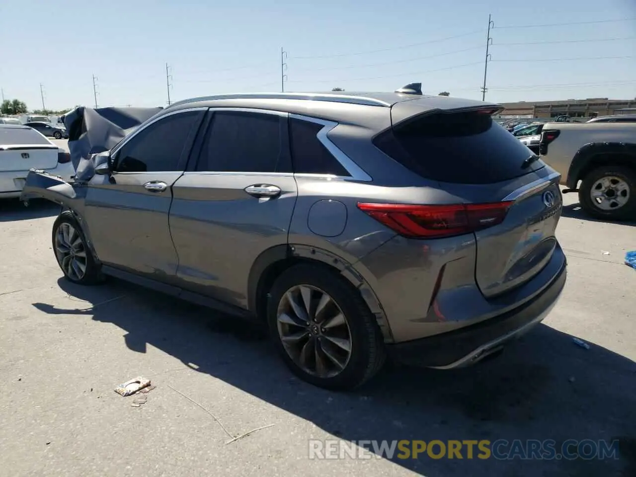 2 fotografías del automóvil dañado 3PCAJ5M1XKF137050 INFINITI QX50 2019