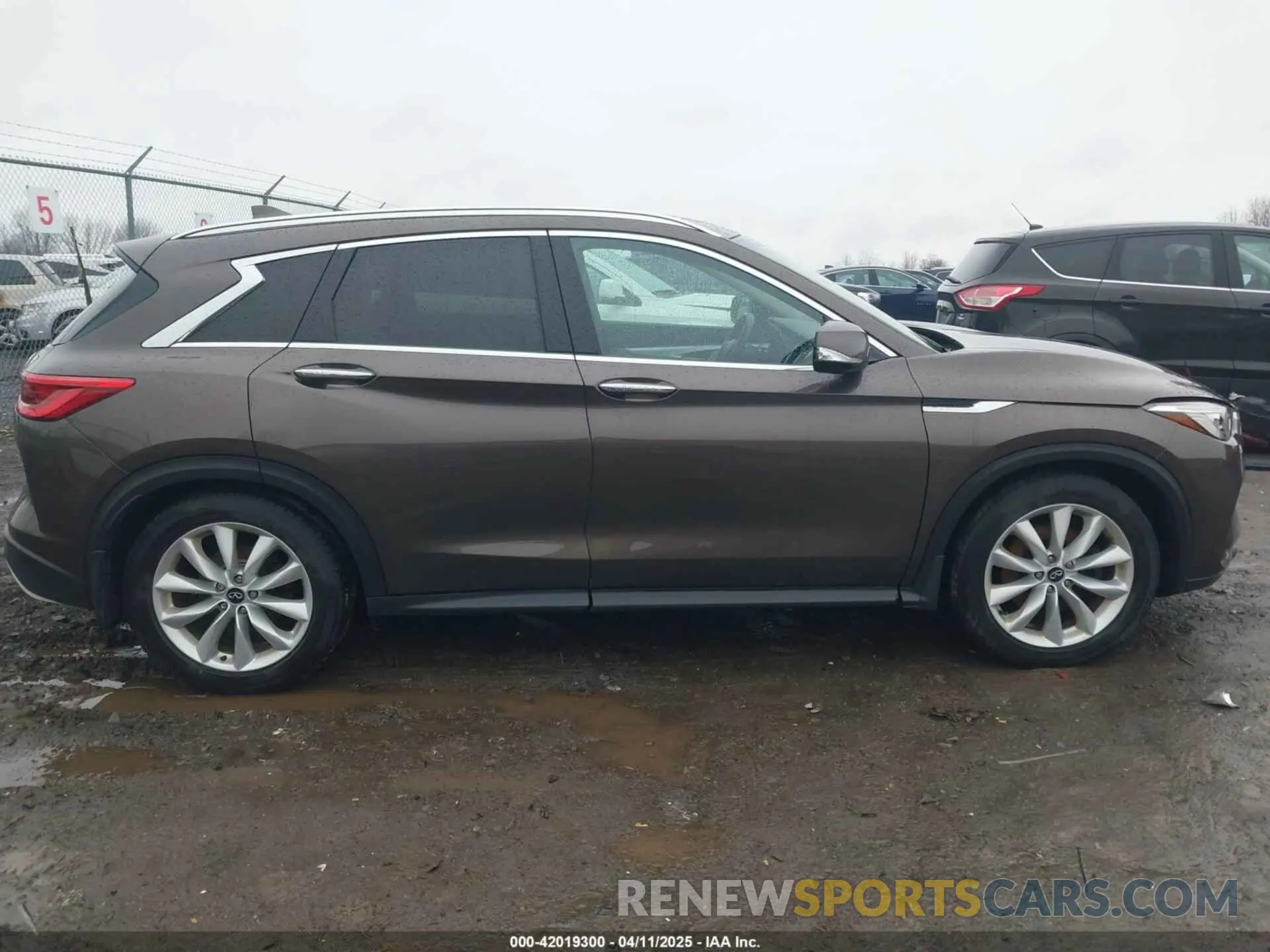 13 fotografías del automóvil dañado 3PCAJ5M32KF118638 INFINITI QX50 2019