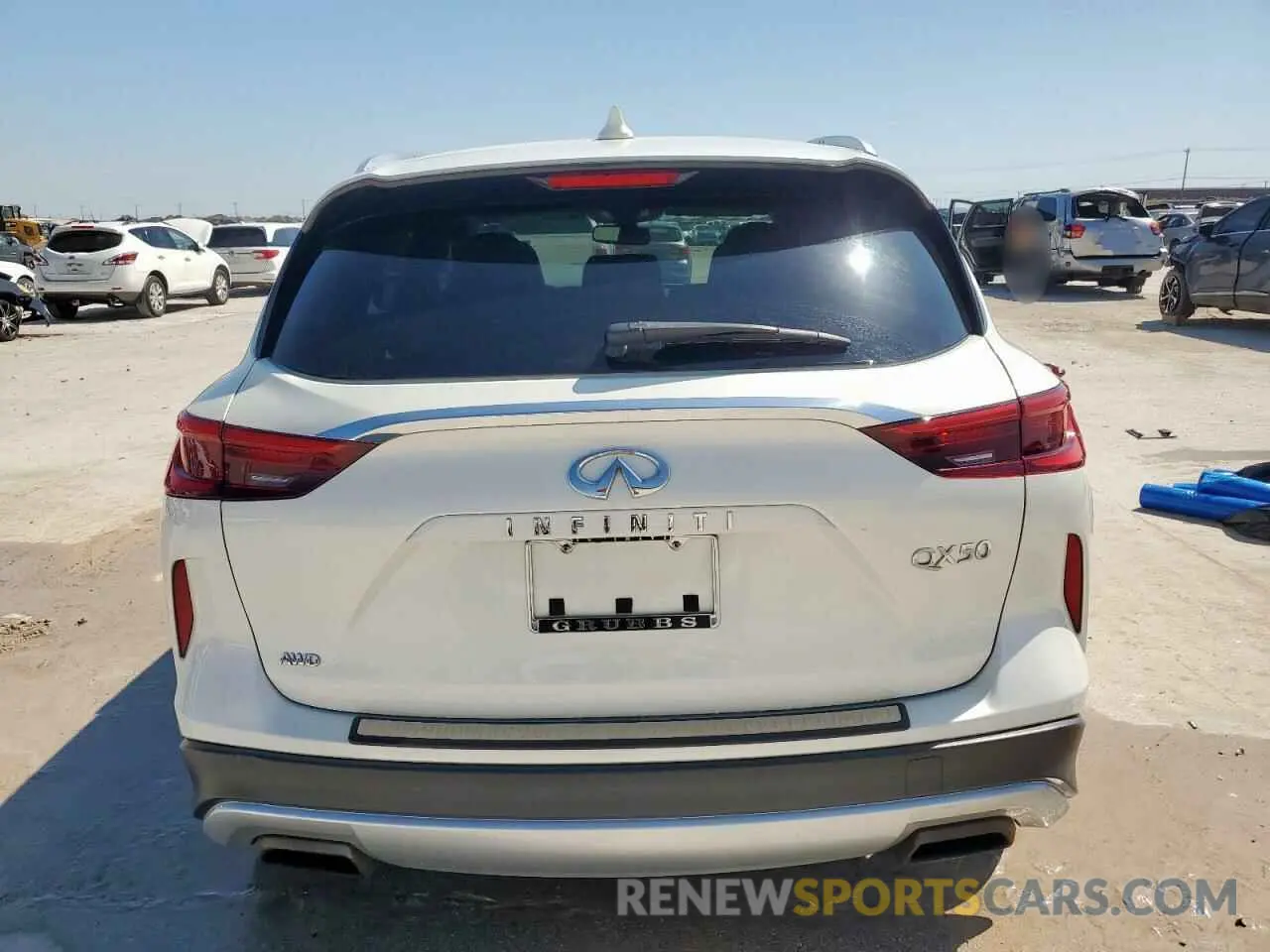 8 fotografías del automóvil dañado 3PCAJ5M32KF146620 INFINITI QX50 2019