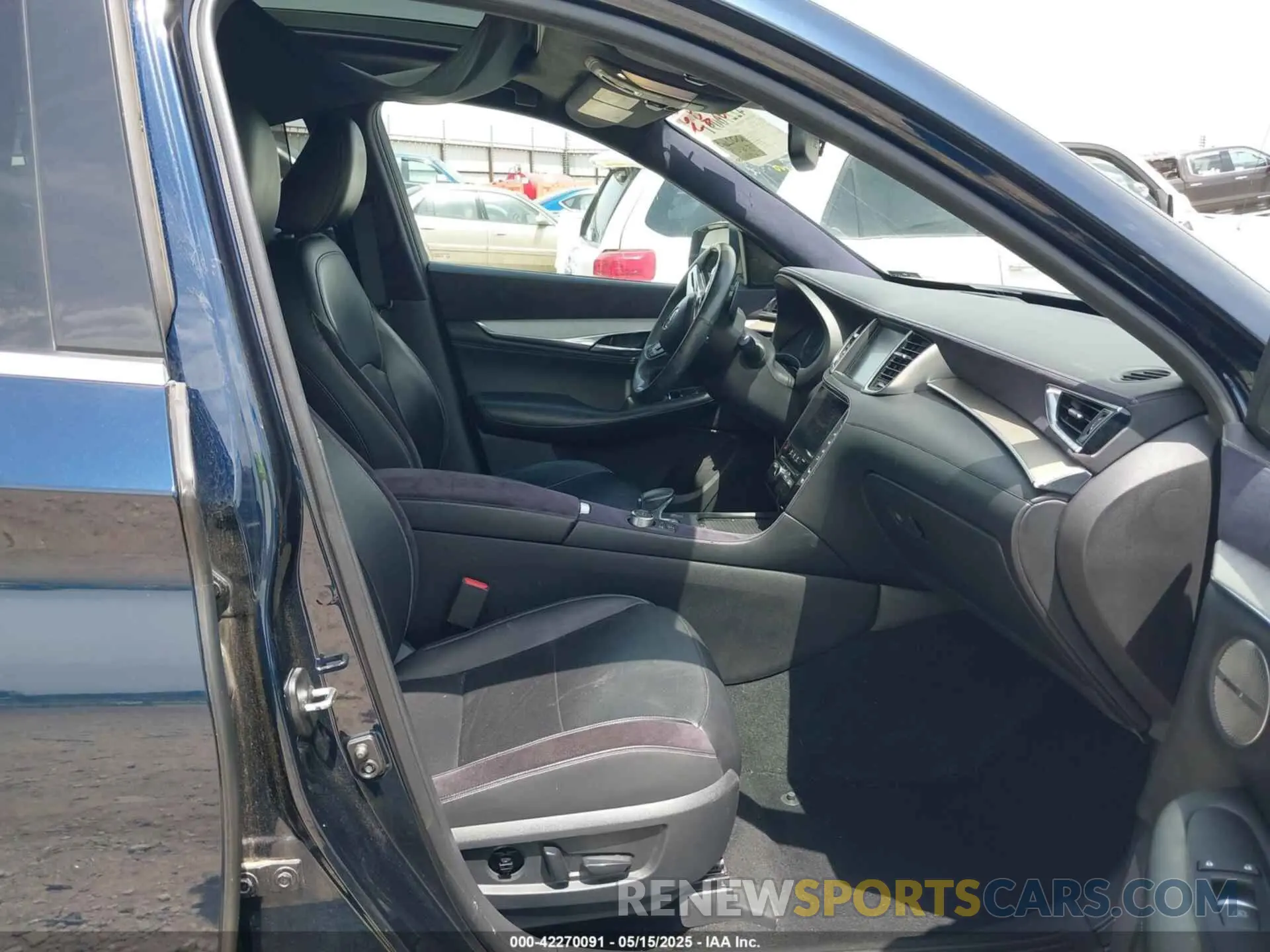 5 fotografías del automóvil dañado 3PCAJ5M35KF100263 INFINITI QX50 2019