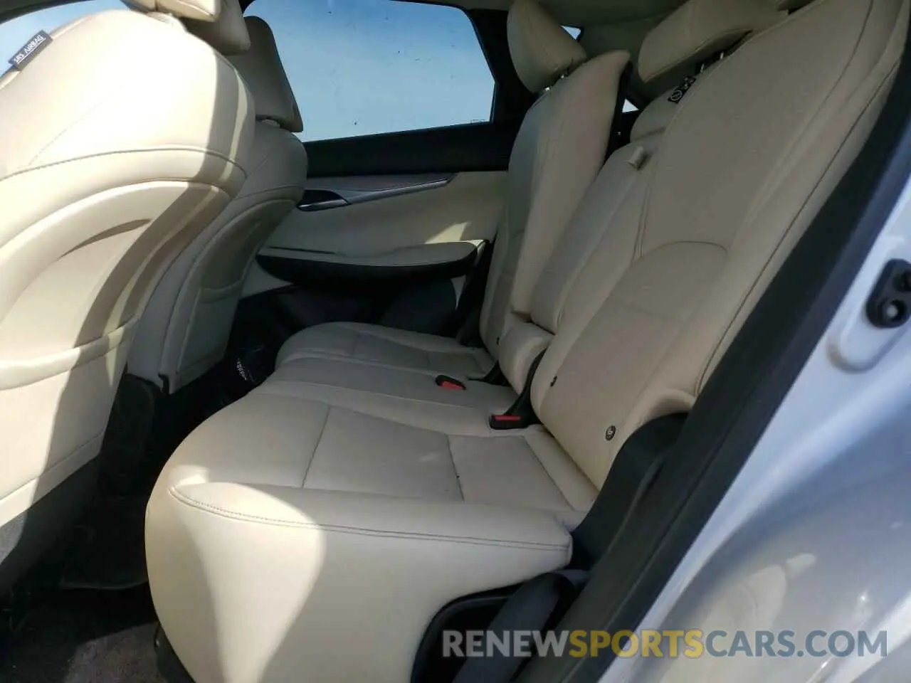 11 fotografías del automóvil dañado 3PCAJ5M37KF147648 INFINITI QX50 2019