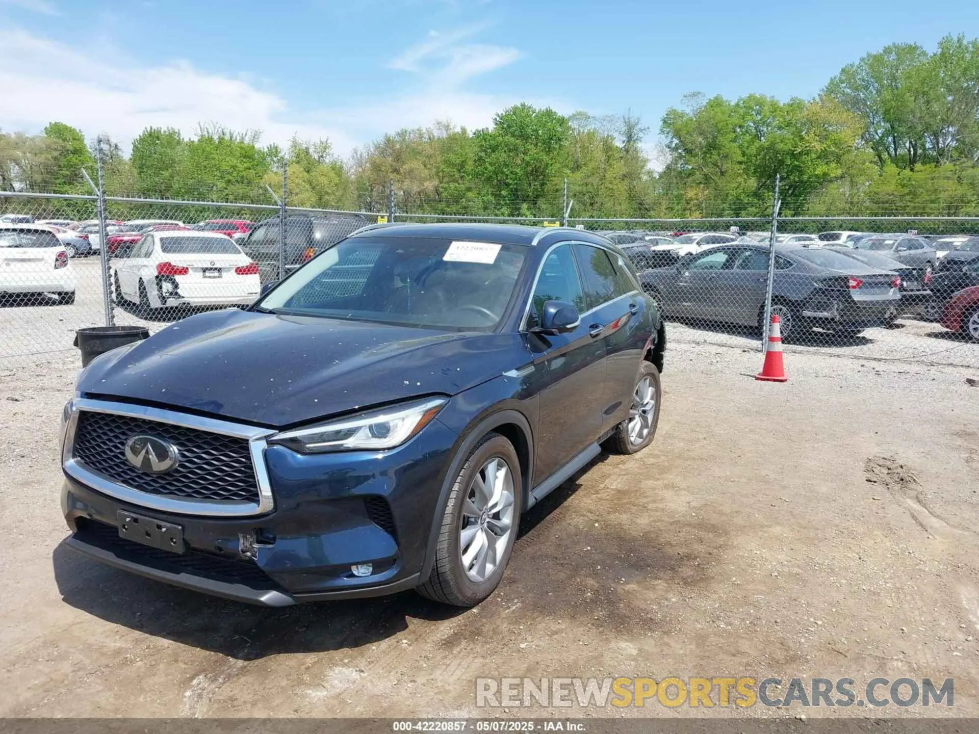 2 fotografías del automóvil dañado 3PCAJ5M39KF143567 INFINITI QX50 2019