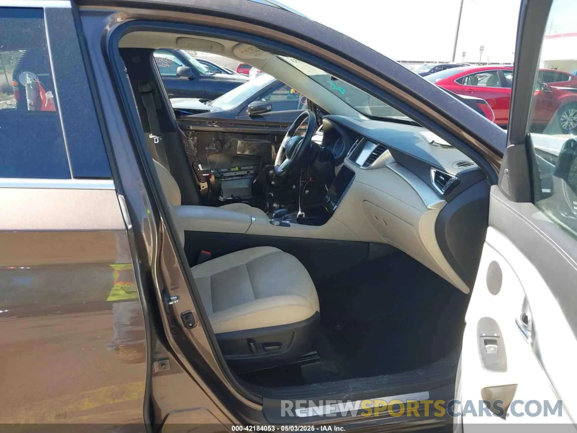 5 fotografías del automóvil dañado 3PCAJ5M3XKF107256 INFINITI QX50 2019