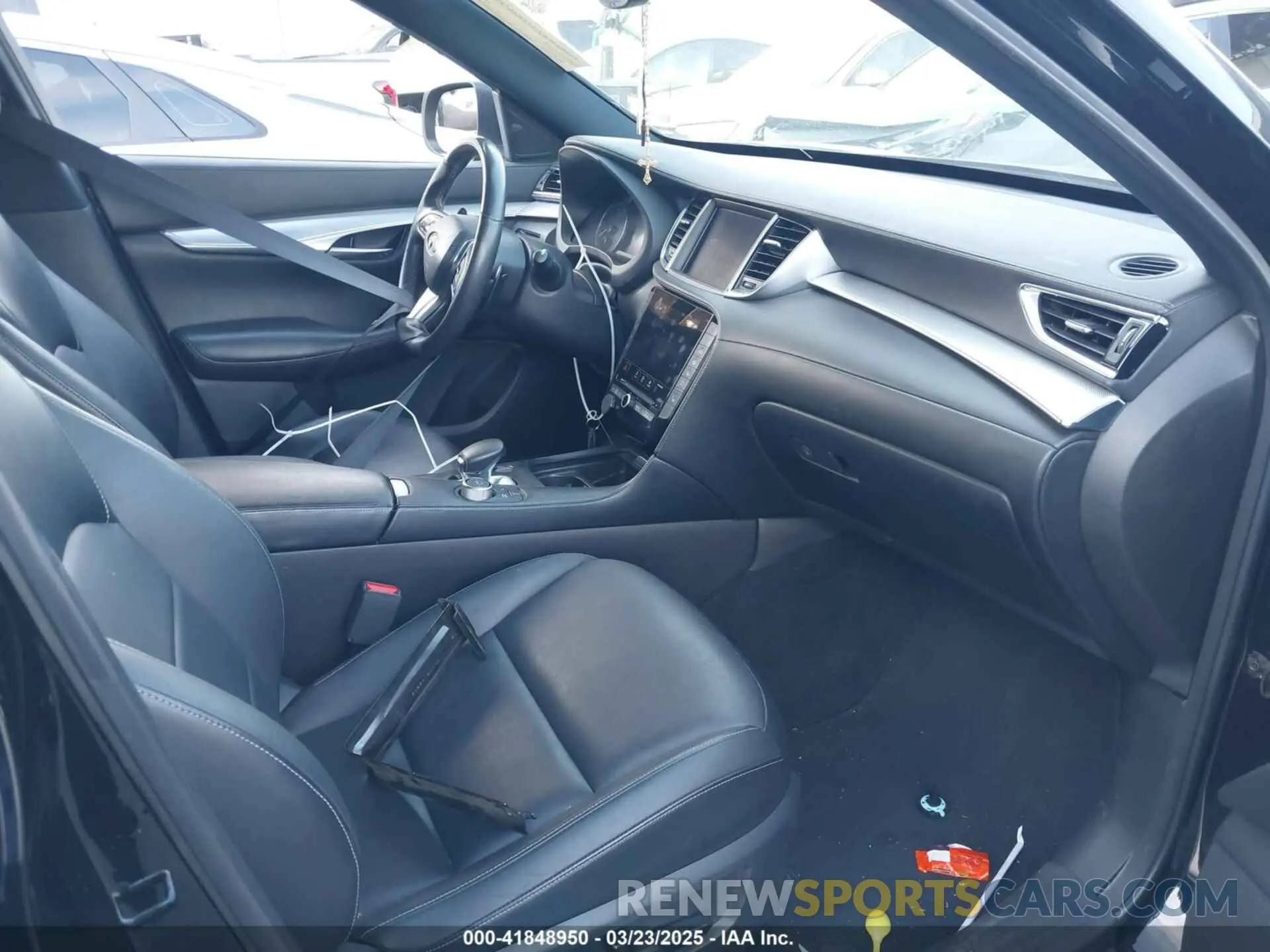 5 fotografías del automóvil dañado 3PCAJ5M10LF116144 INFINITI QX50 2020