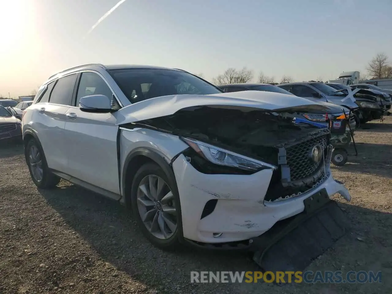 4 fotografías del automóvil dañado 3PCAJ5M11LF121403 INFINITI QX50 2020