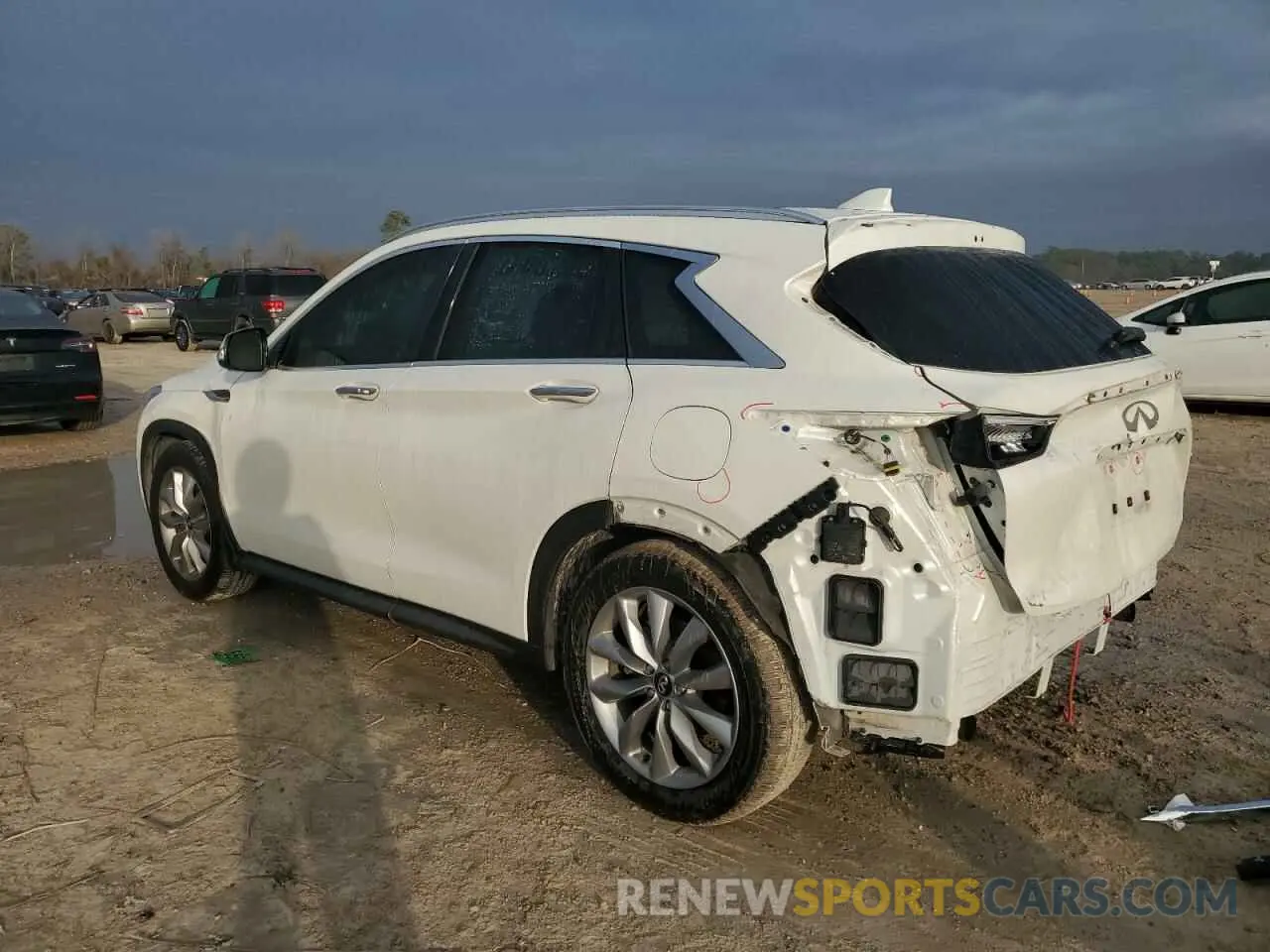 2 fotografías del automóvil dañado 3PCAJ5M12LF102665 INFINITI QX50 2020