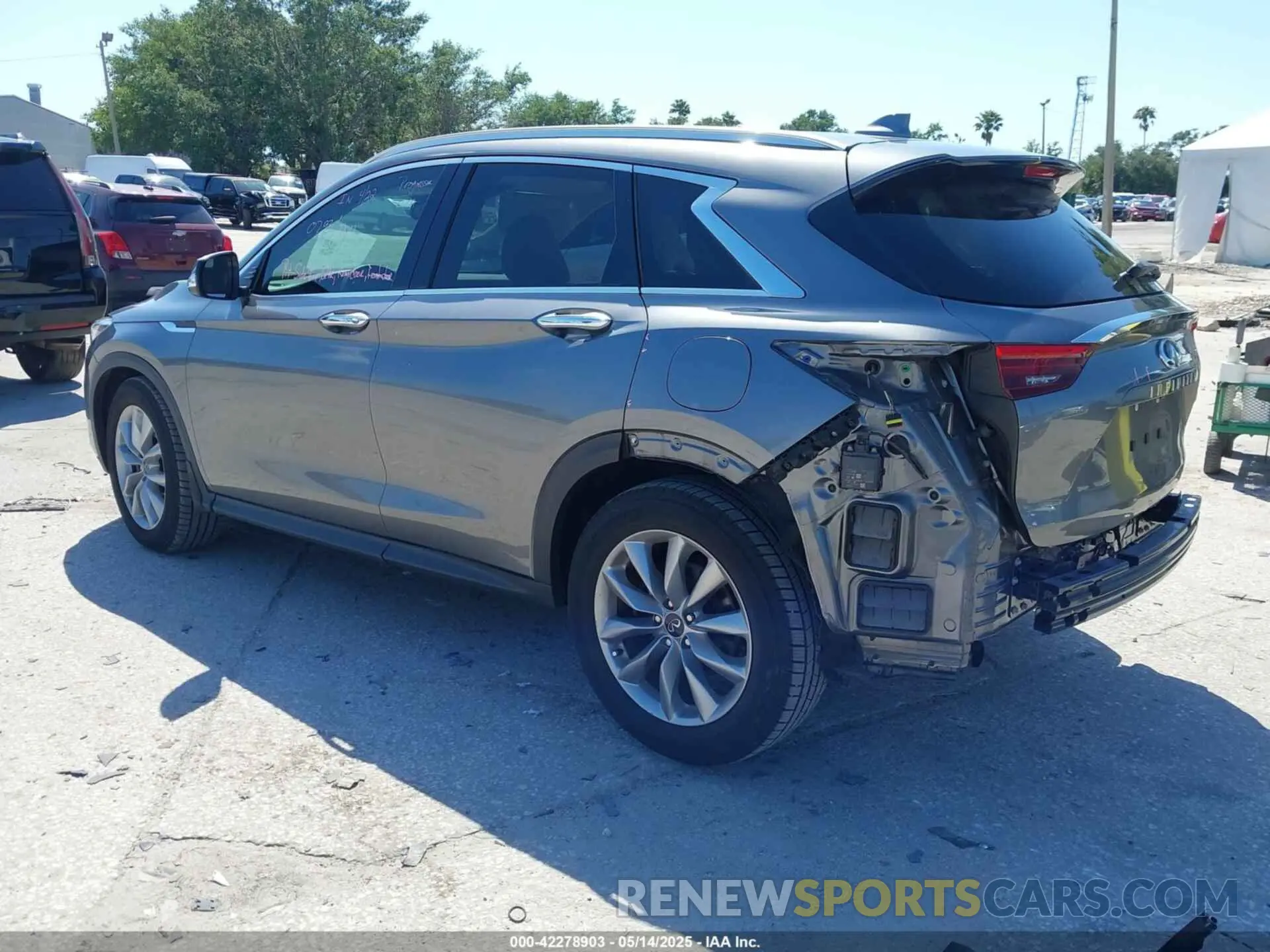 3 fotografías del automóvil dañado 3PCAJ5M13LF103064 INFINITI QX50 2020
