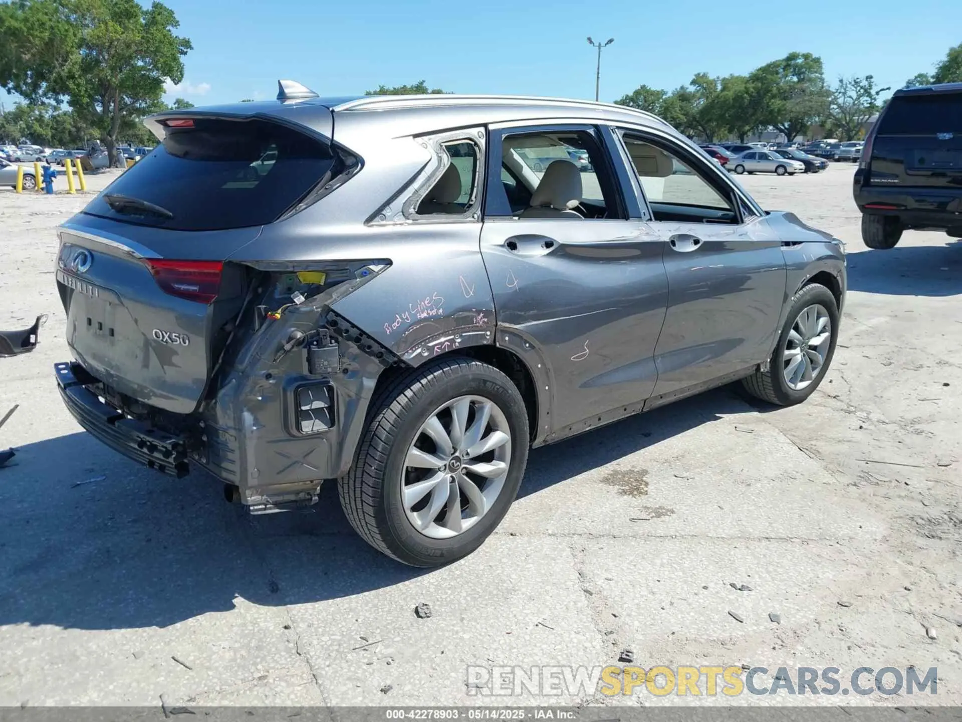4 fotografías del automóvil dañado 3PCAJ5M13LF103064 INFINITI QX50 2020