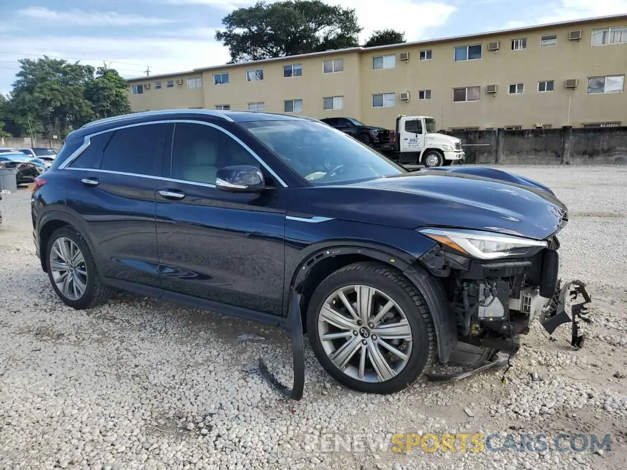 4 fotografías del automóvil dañado 3PCAJ5M14LF119130 INFINITI QX50 2020