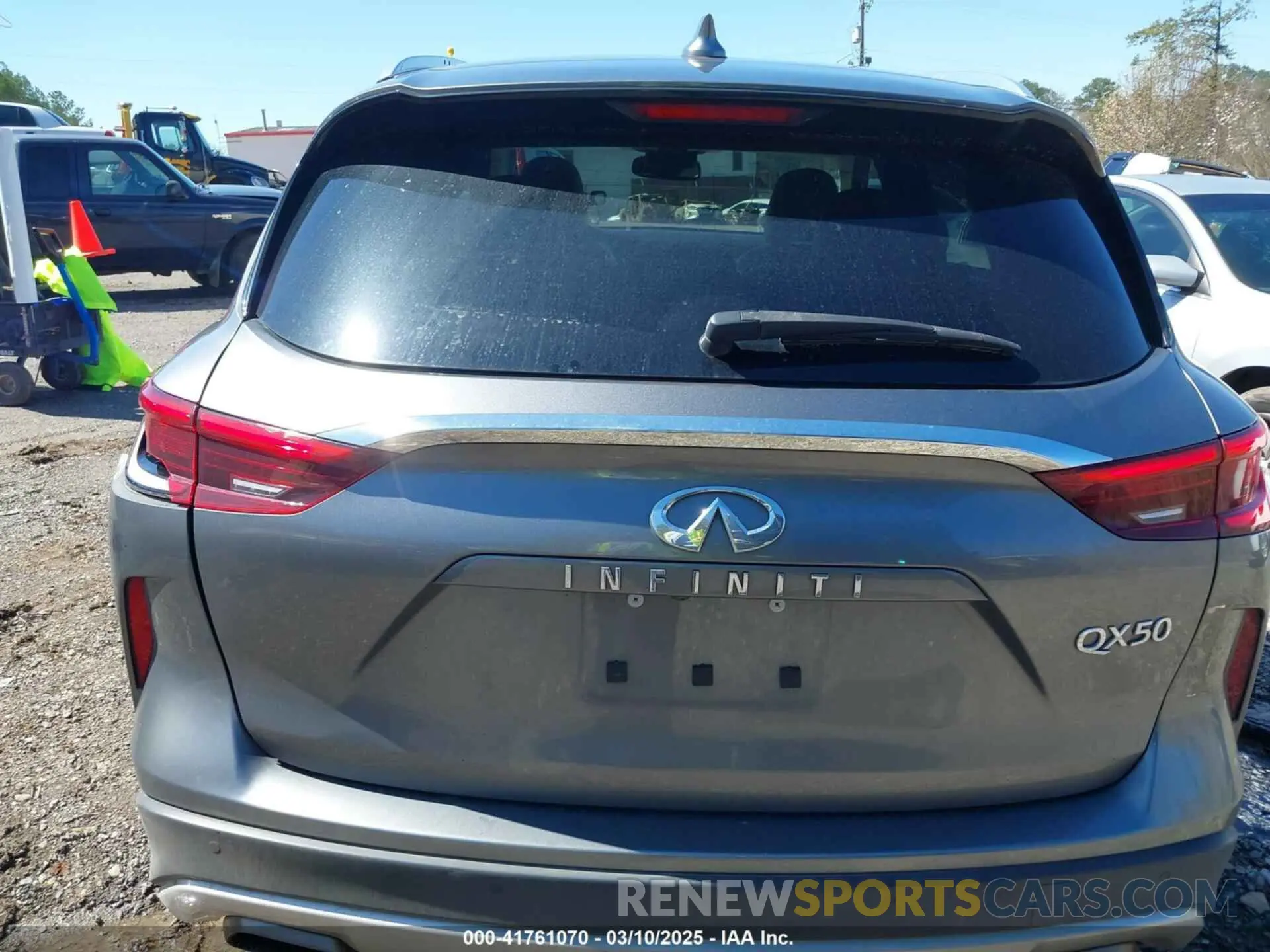 16 fotografías del automóvil dañado 3PCAJ5M1XLF101179 INFINITI QX50 2020