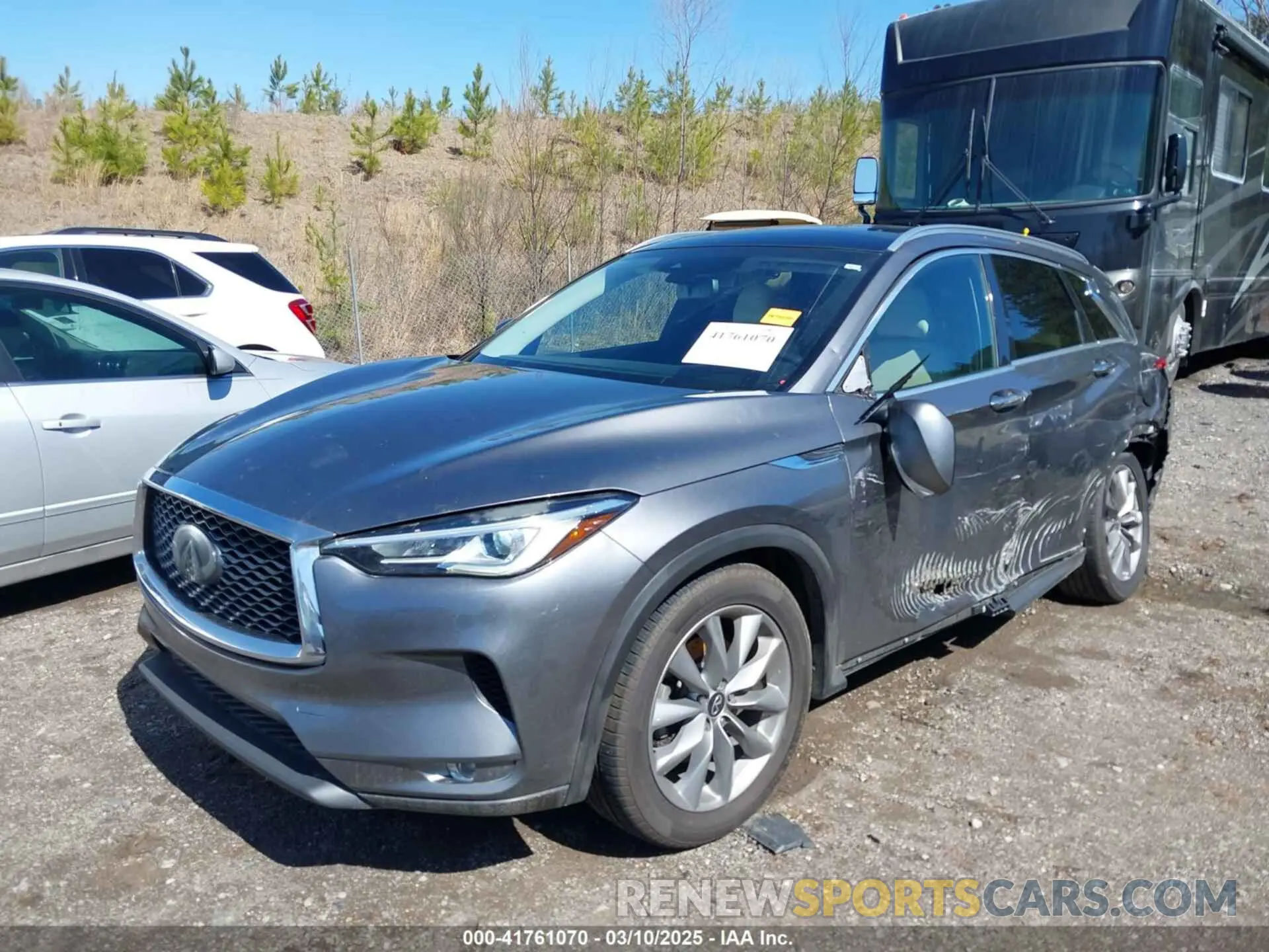 2 fotografías del automóvil dañado 3PCAJ5M1XLF101179 INFINITI QX50 2020