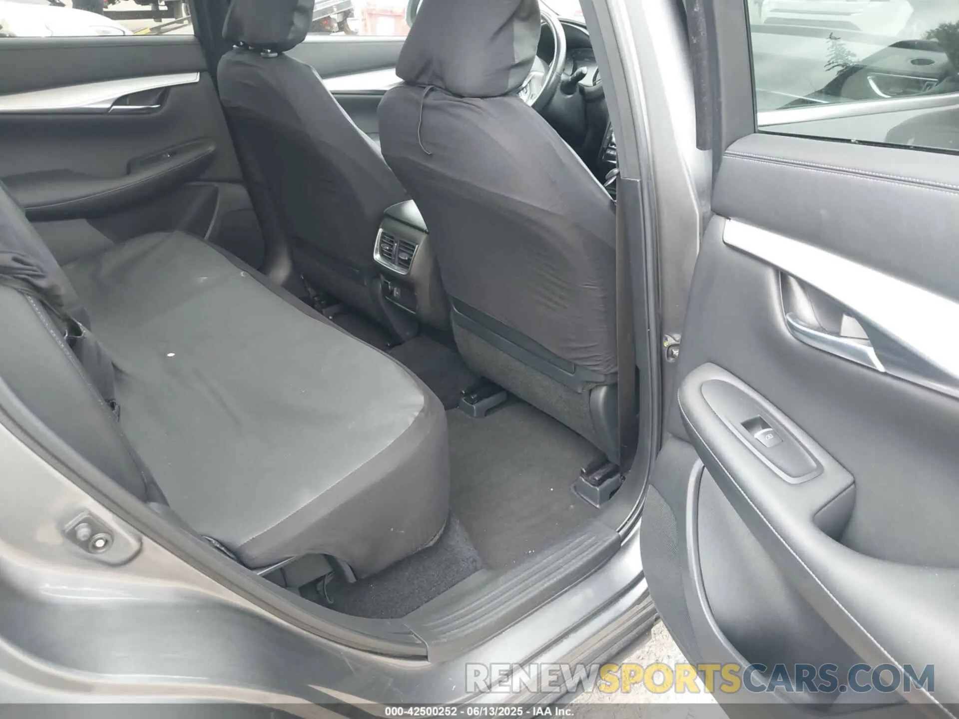 8 fotografías del automóvil dañado 3PCAJ5M1XLF117060 INFINITI QX50 2020