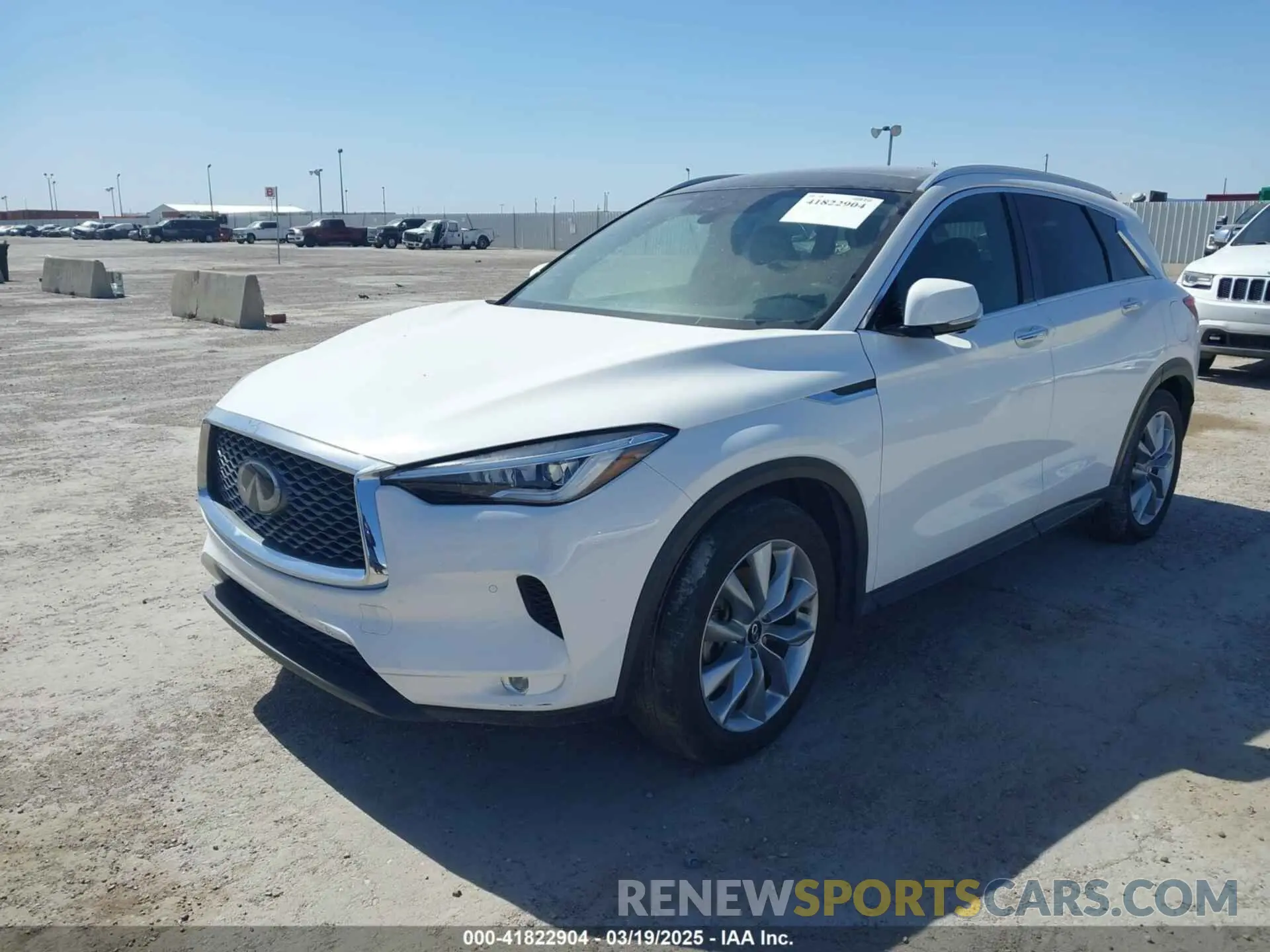 2 fotografías del automóvil dañado 3PCAJ5M32LF103266 INFINITI QX50 2020