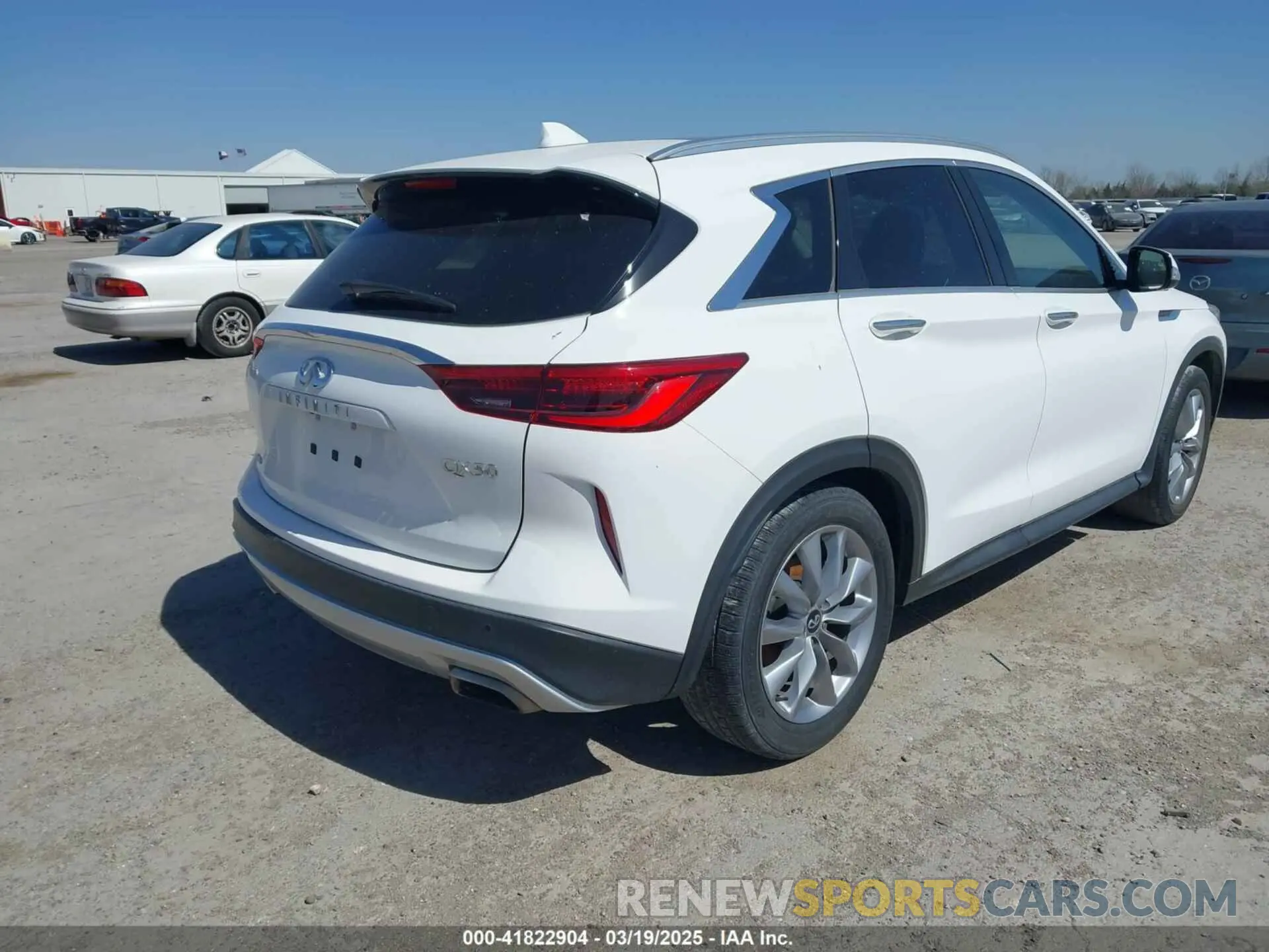 4 fotografías del automóvil dañado 3PCAJ5M32LF103266 INFINITI QX50 2020