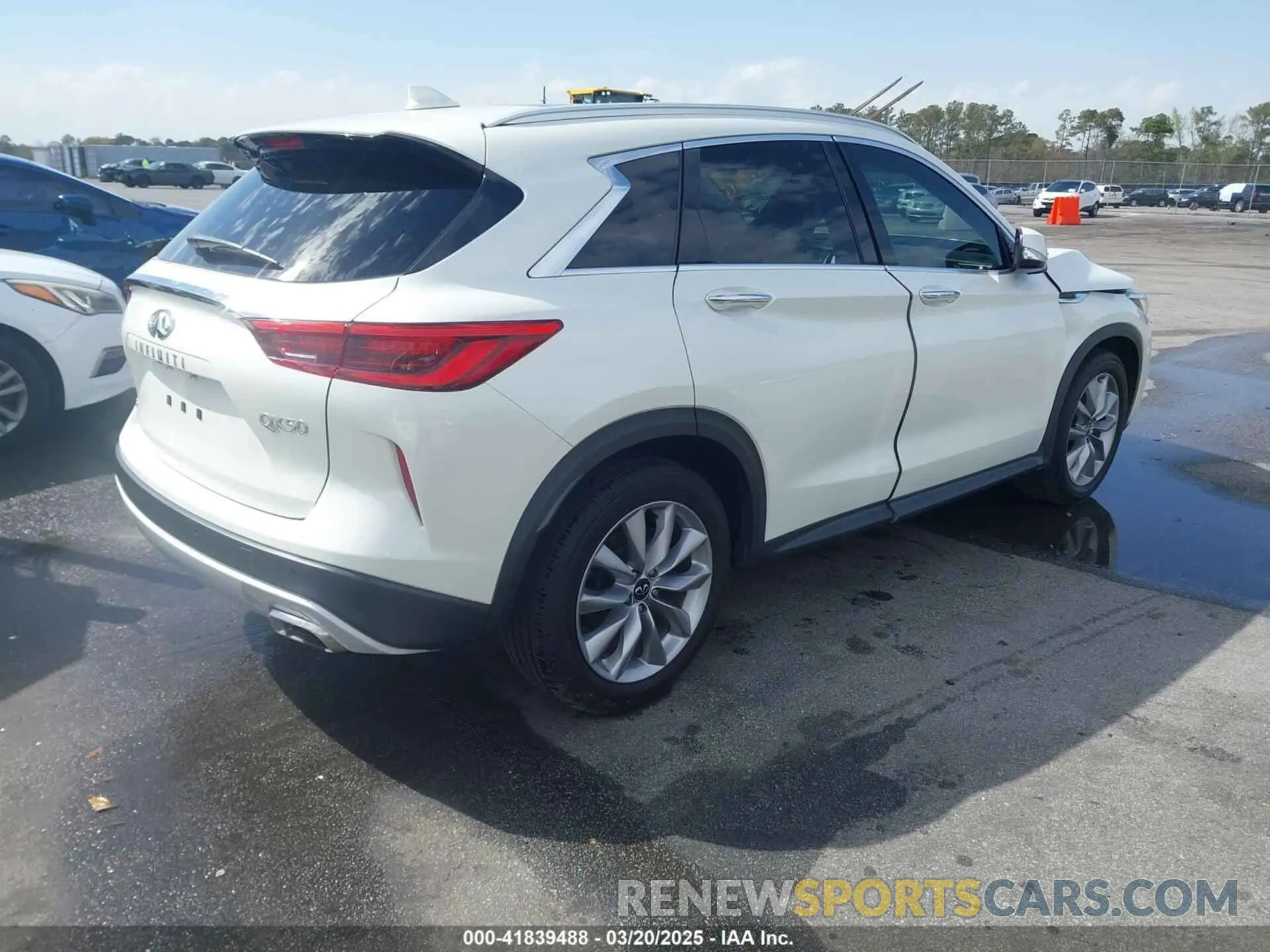4 fotografías del automóvil dañado 3PCAJ5M36LF111211 INFINITI QX50 2020