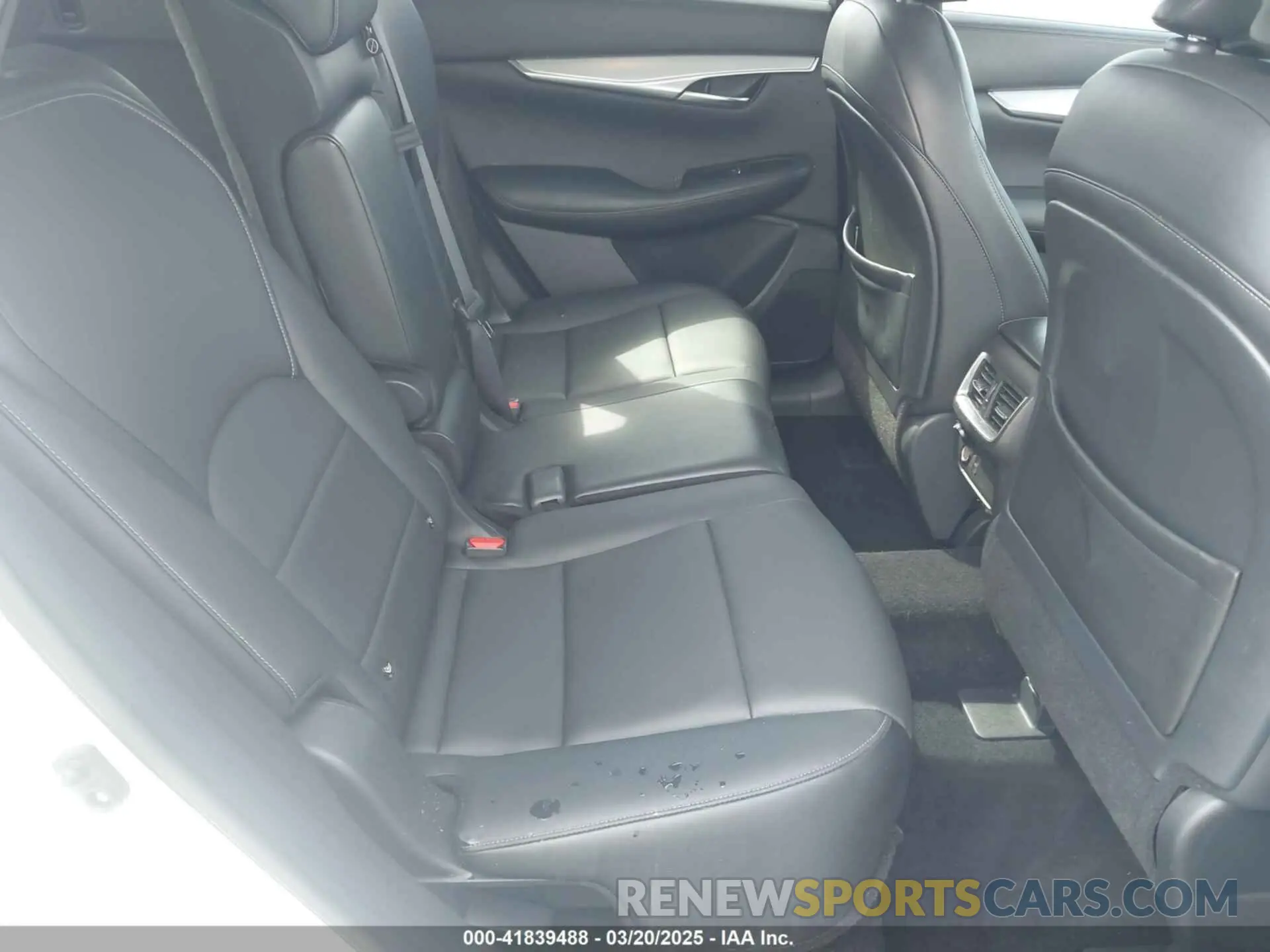 8 fotografías del automóvil dañado 3PCAJ5M36LF111211 INFINITI QX50 2020
