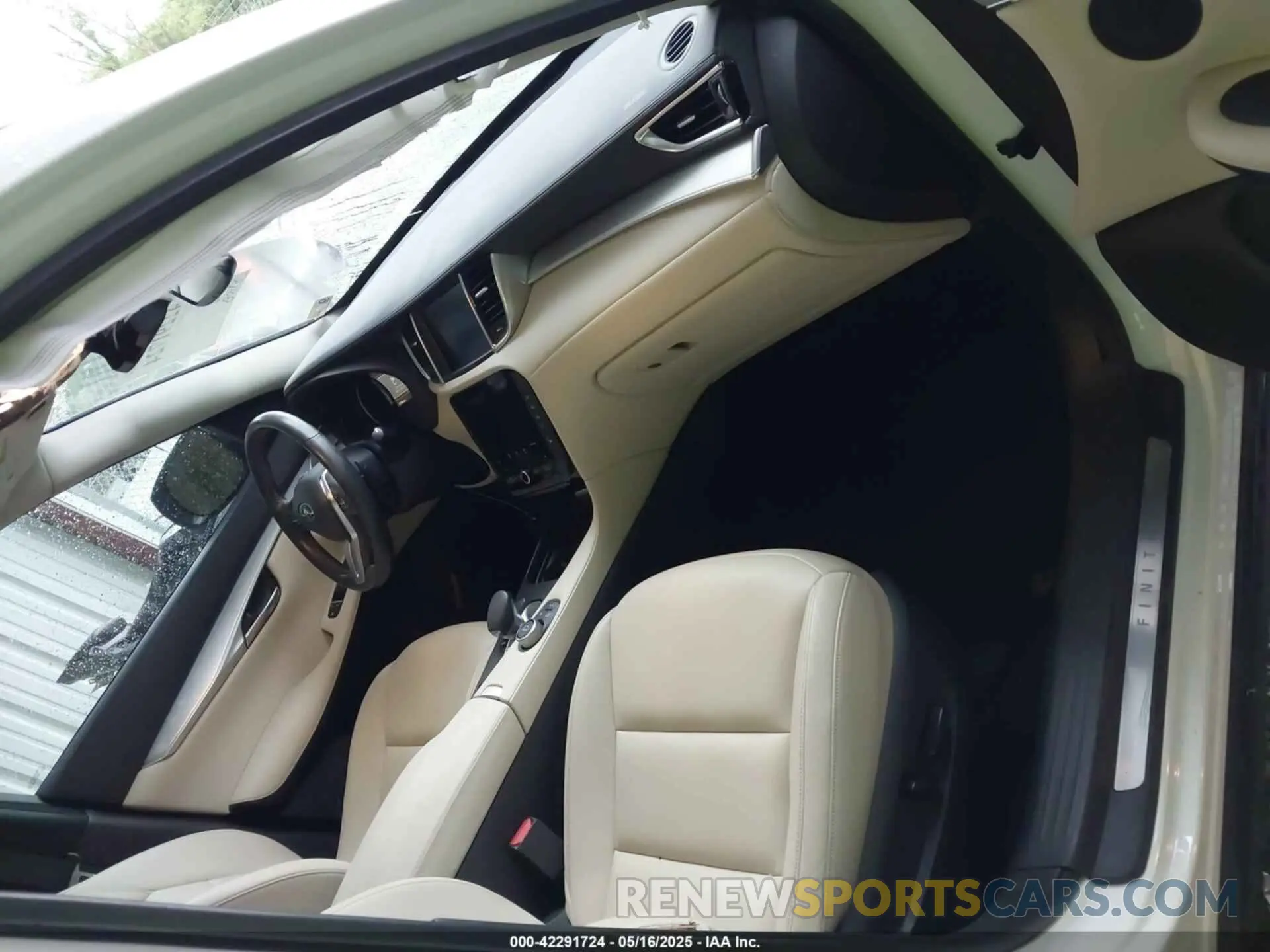5 fotografías del automóvil dañado 3PCAJ5M36LF115985 INFINITI QX50 2020