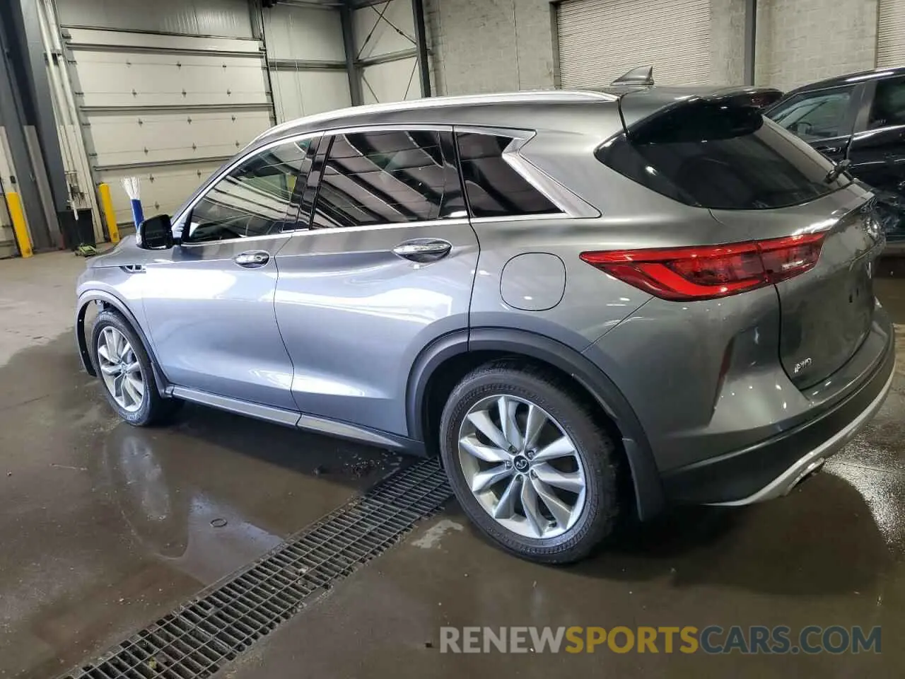 2 fotografías del automóvil dañado 3PCAJ5M3XLF101376 INFINITI QX50 2020