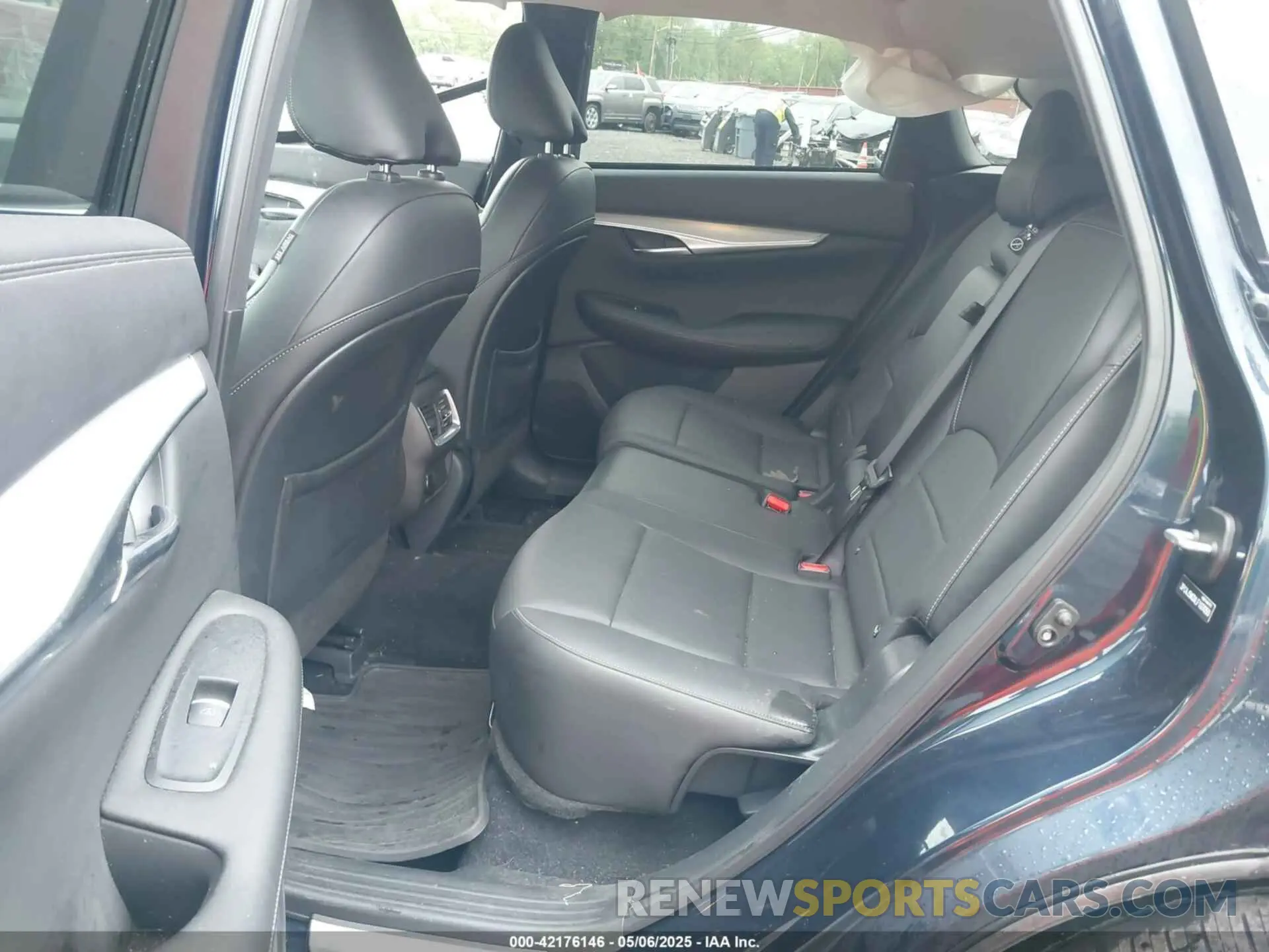 8 fotografías del automóvil dañado 3PCAJ5M3XLF107050 INFINITI QX50 2020